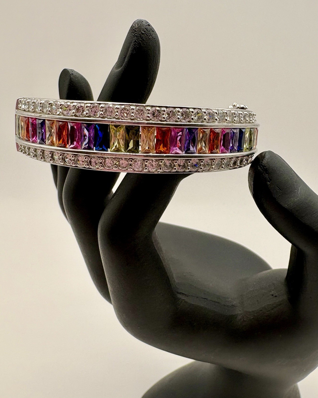 43.27g 925 Sterling Silver Rainbow CZ Hinged Bangle Bracelet Channel Set 6.5”