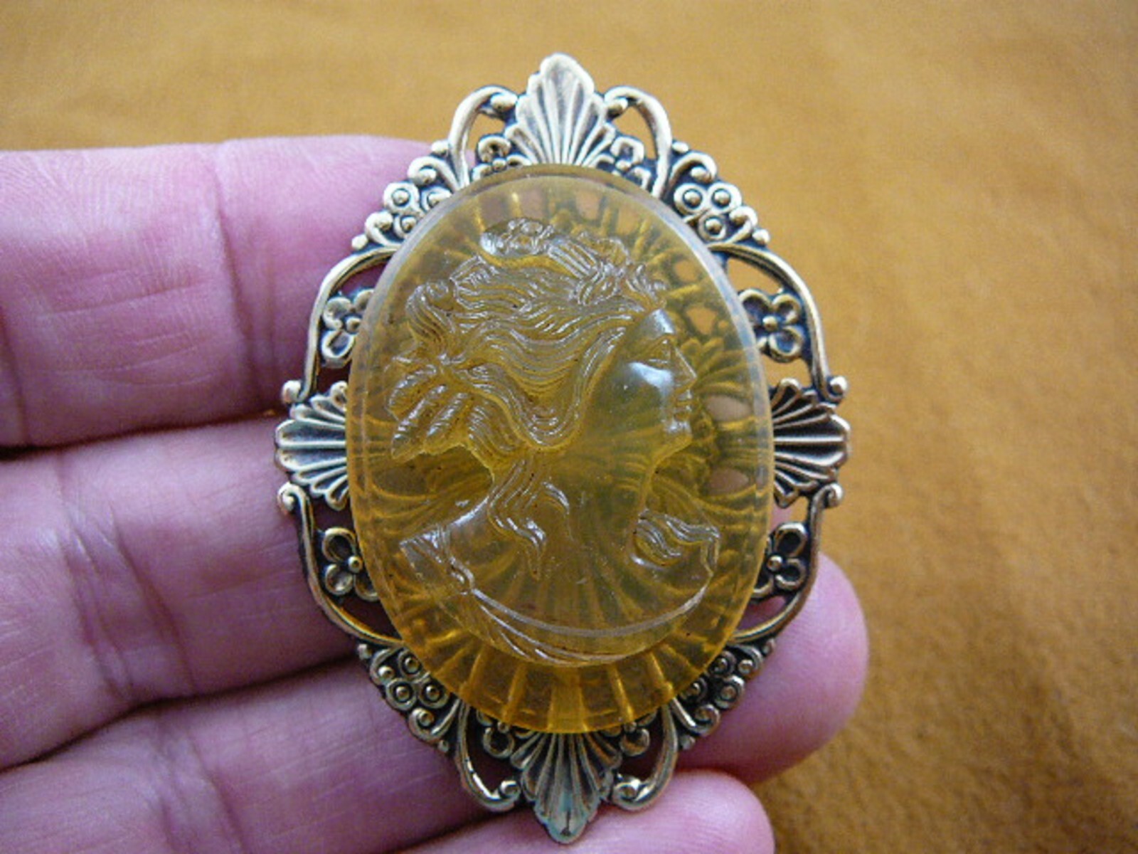 CM9A-18) Psyche GREEK MYTHOLOGY clear honey oval CAMEO brass Pin pendant Jewelry