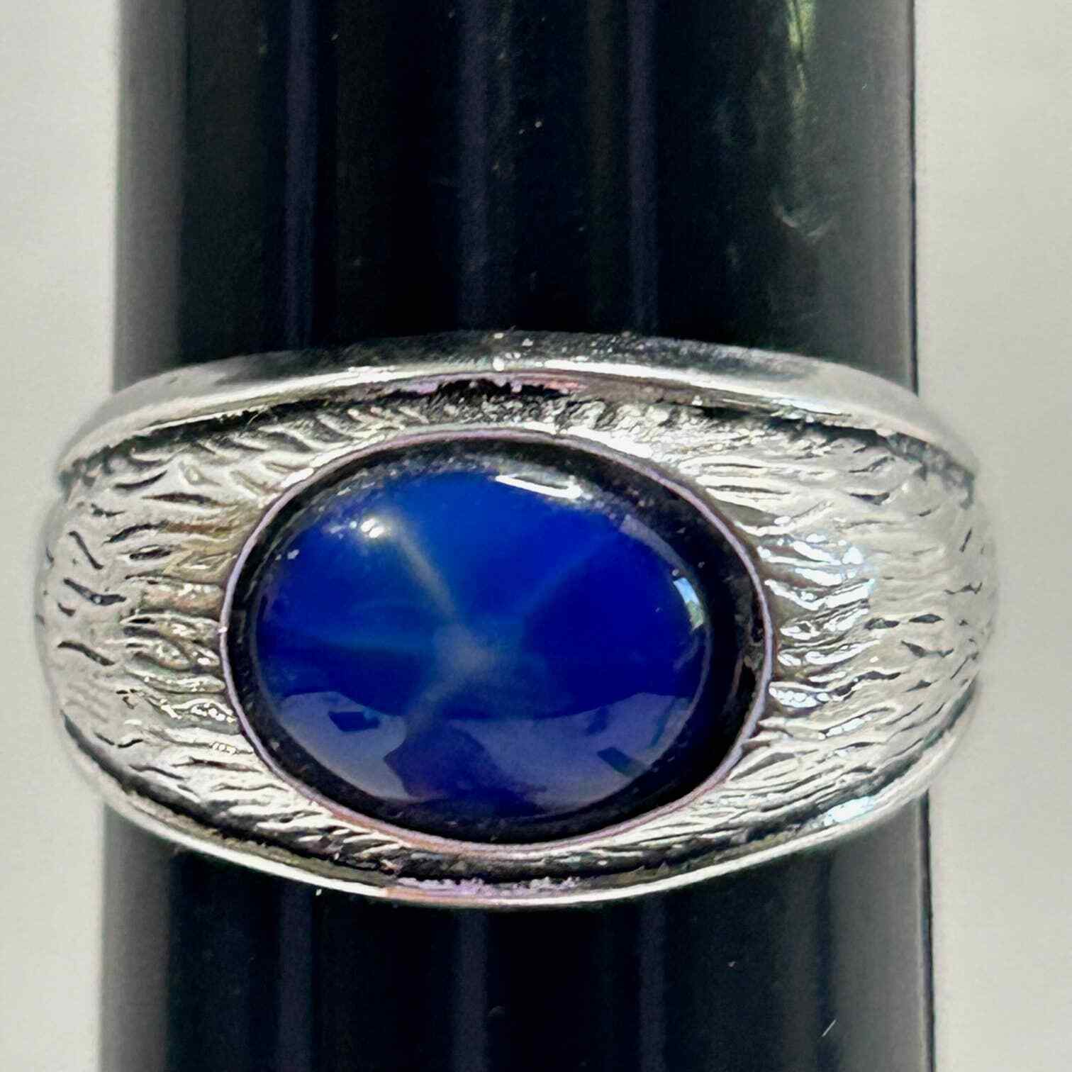 18K HGE Simulated Blue Star Sapphire Ring Size 8
