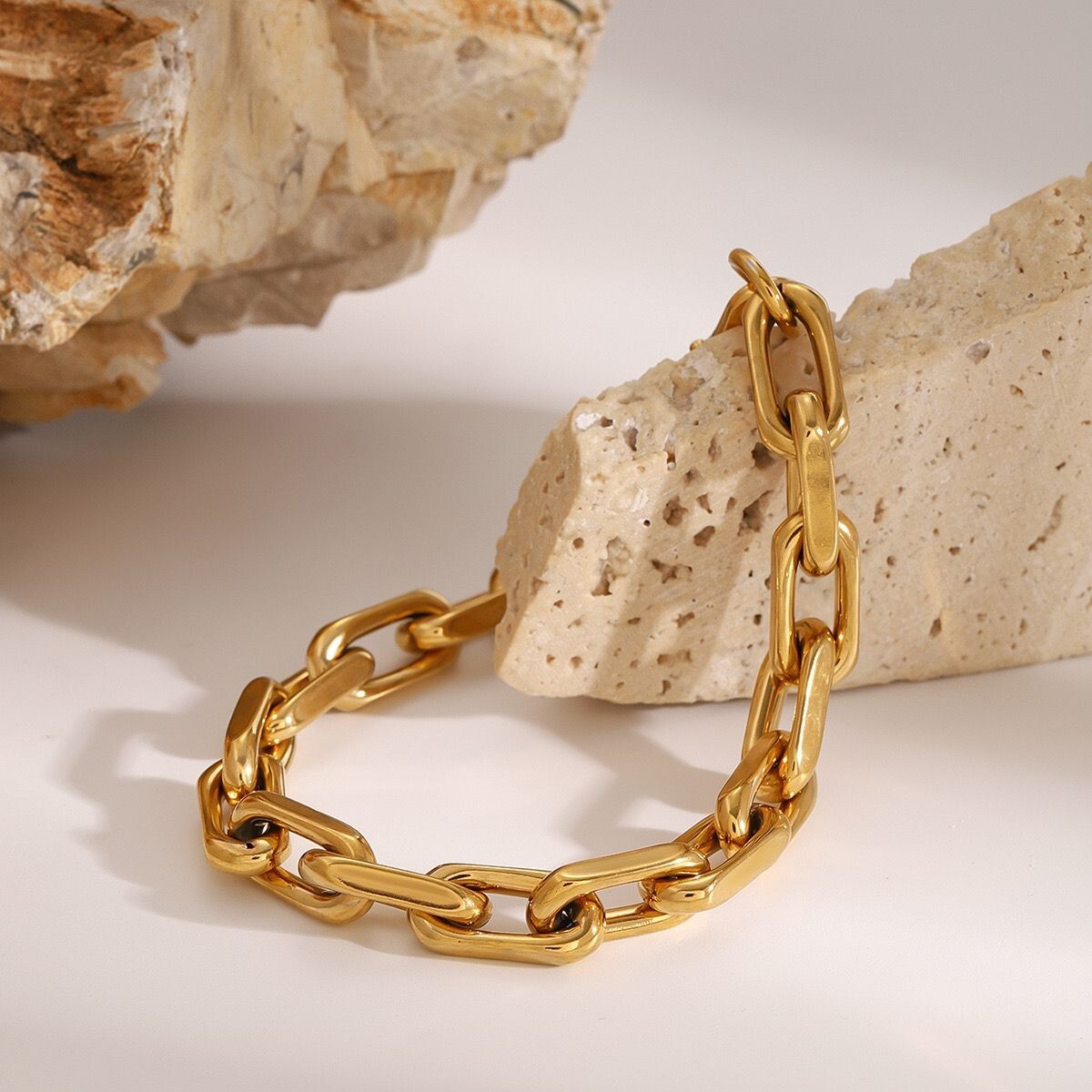 Woman 18K Gold Plated 8mm Thick Paper Clip Link Chain Bracelet Bangle 8 in