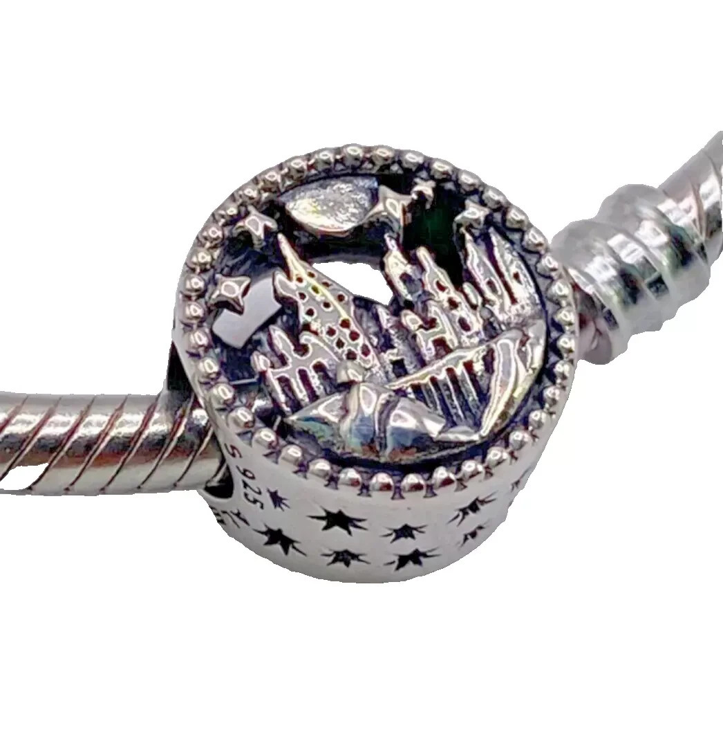 Authentic Pandora Harry Potter /Hogwarts Charm