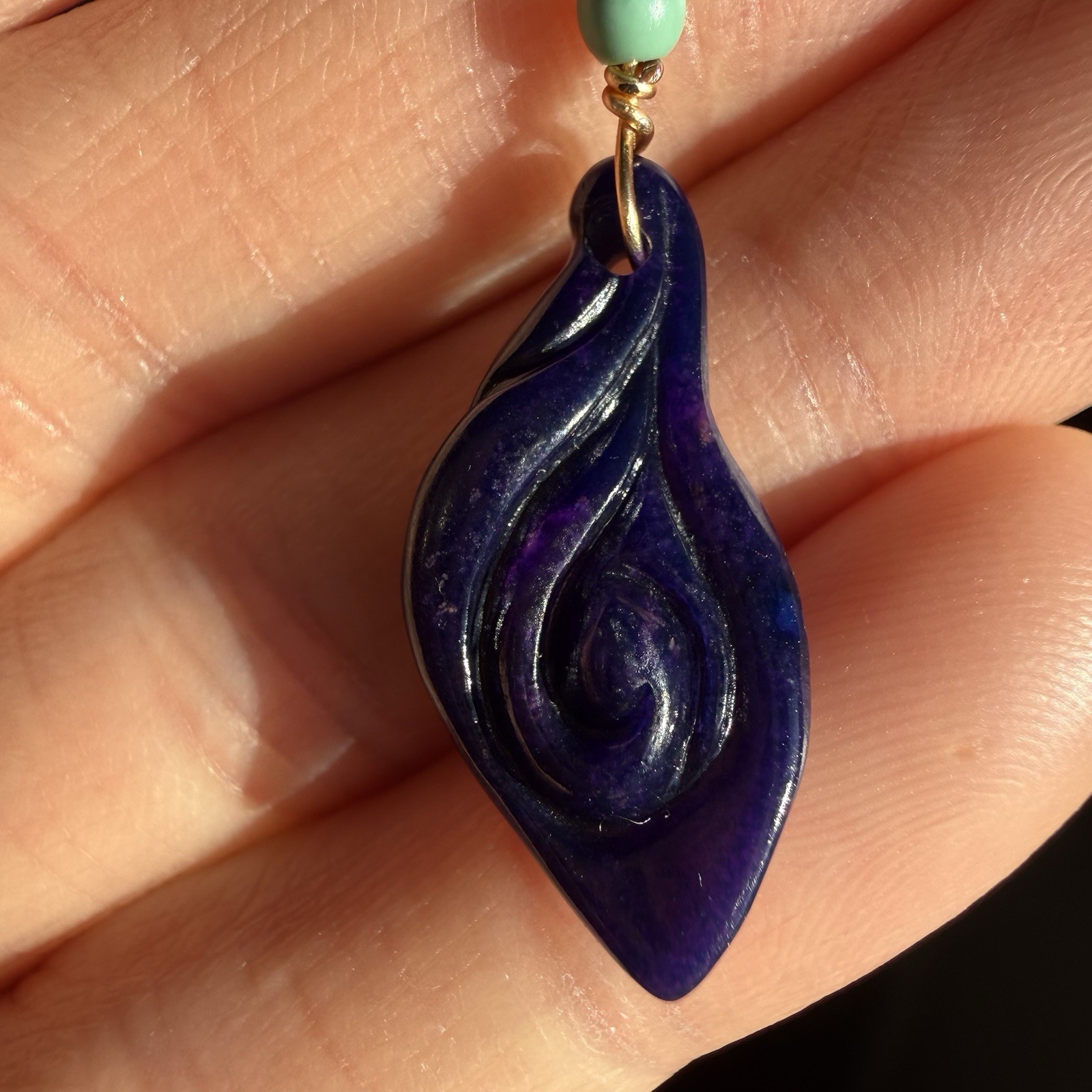 Natural Sugilite Richterite Blue Purple Calla Lily Flower Pendant Hand Carved