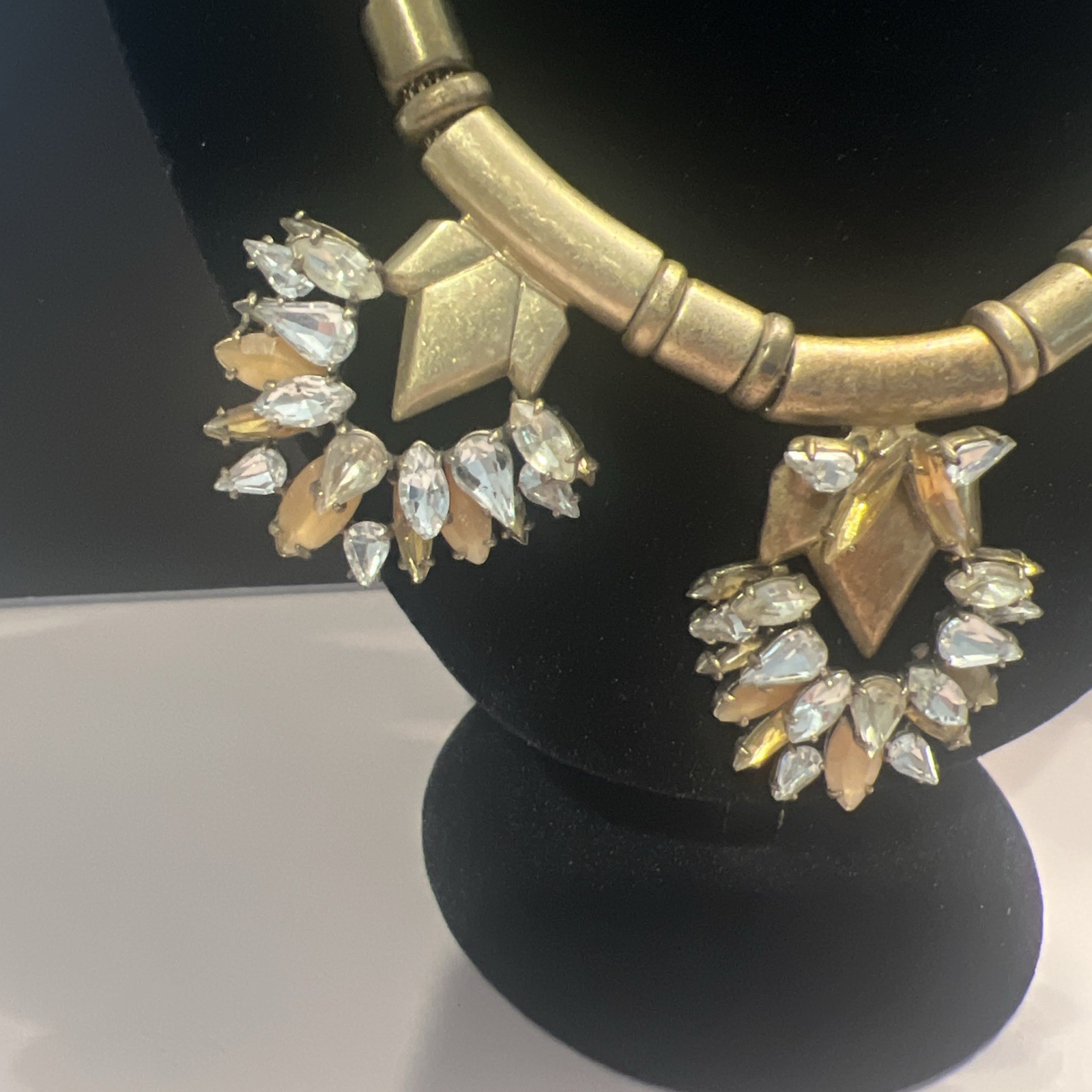 STELLA & DOT Designer Signed Gold Vintage & Faceted Stone Statement Necklace