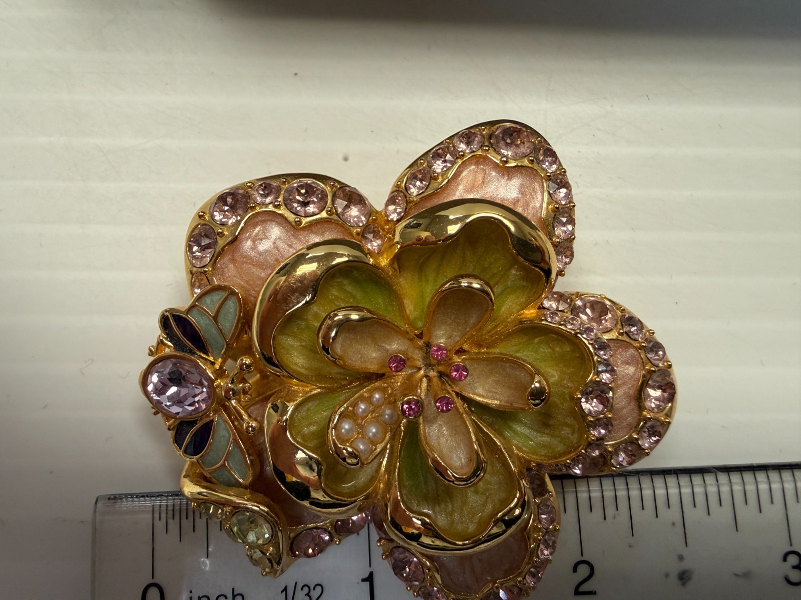 Jay Strongwater – Spring Blossoms Flower w/ Bumblebee Enamel & Crystal Brooch