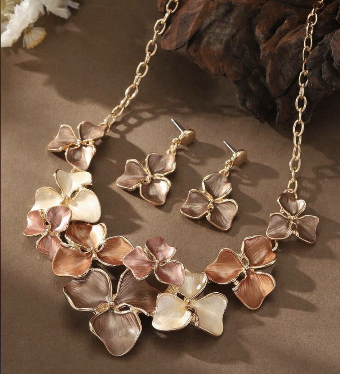 Elegant Necklace With Matching Earrings, Beige Necklace, Women’s Gift