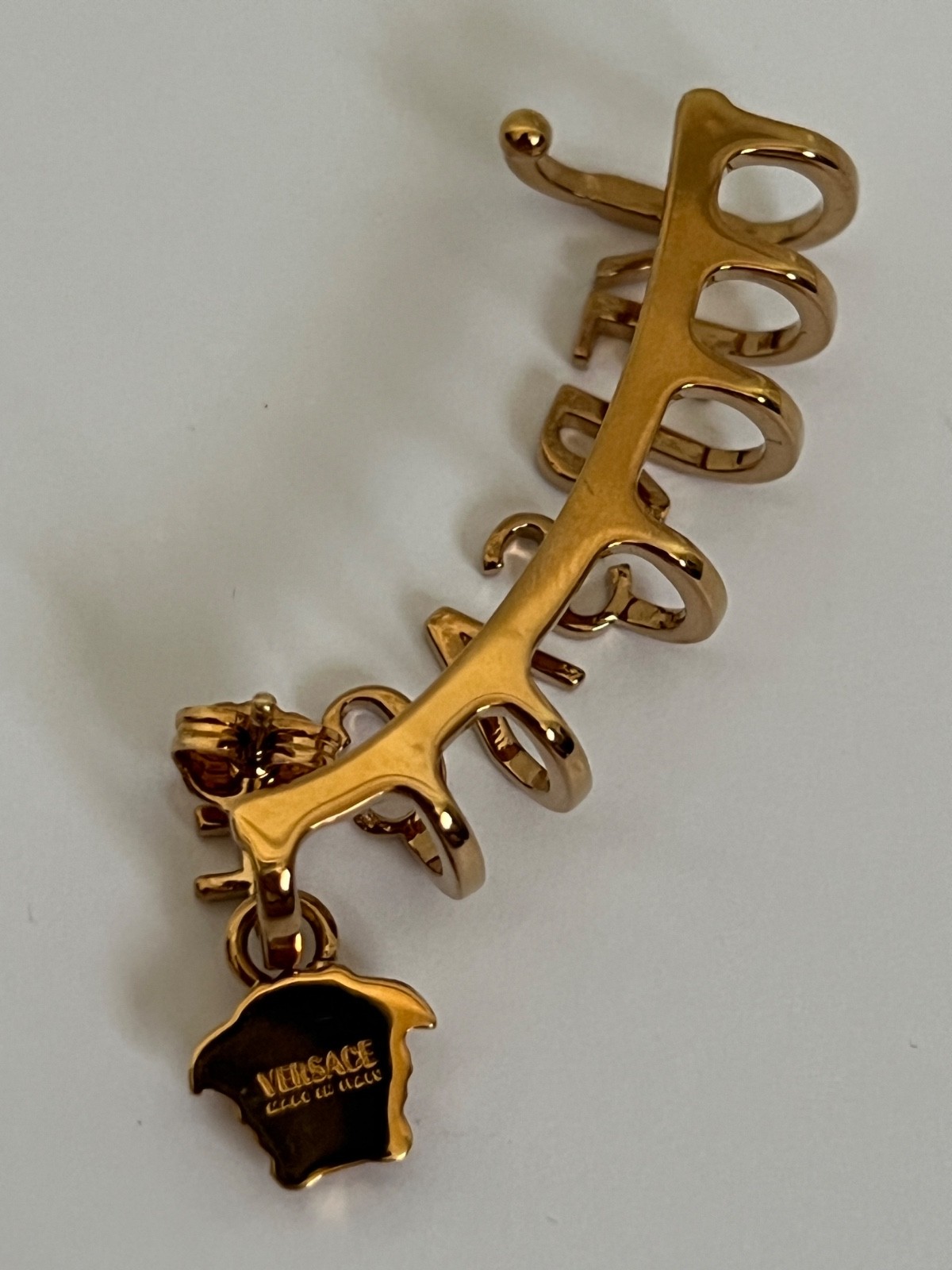 NIB Versace Letter Logo Medusa Charm Gold Climbing Single Ear Cuff Earring $750