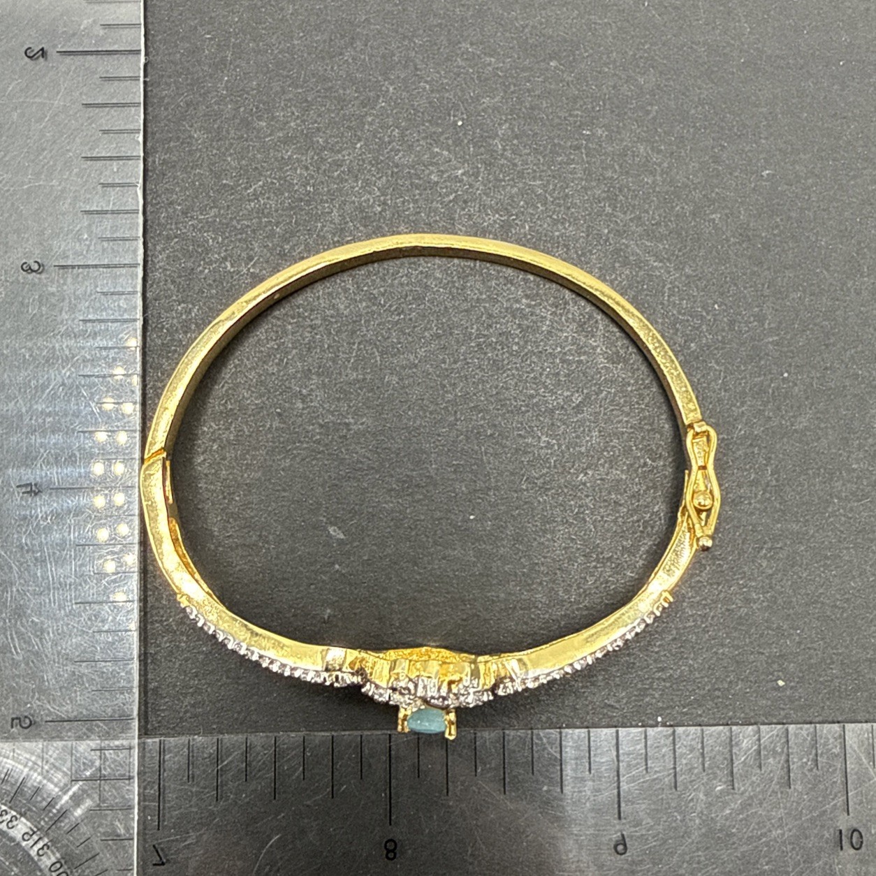Claddagh Gold Tone Hinge Cuff Bracelet Gold Tone Rhinestone 6.5” C61