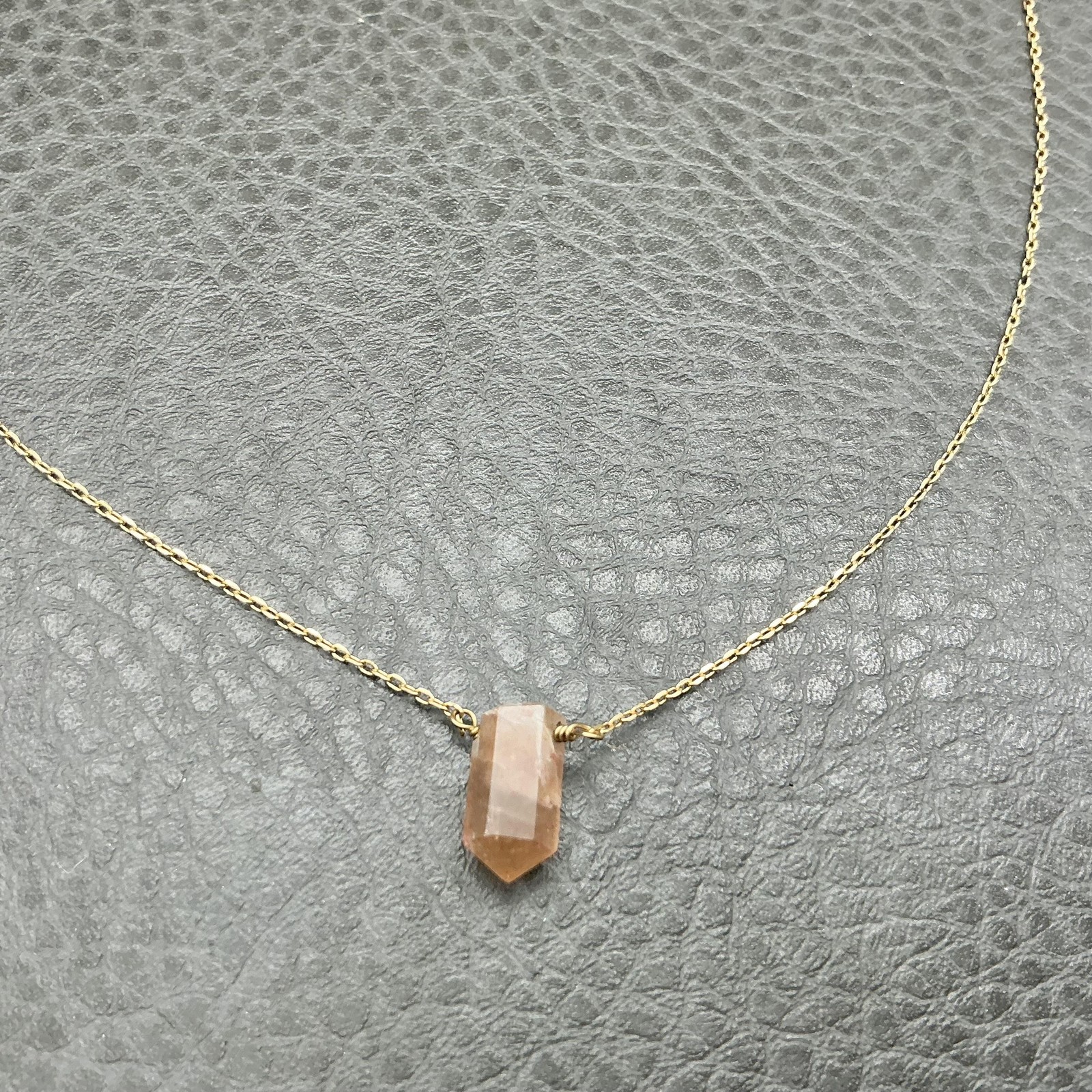 Luna Norte Necklace Gold Tone Peach Stone Rectangle Quartz Pendant Jewelry 16″