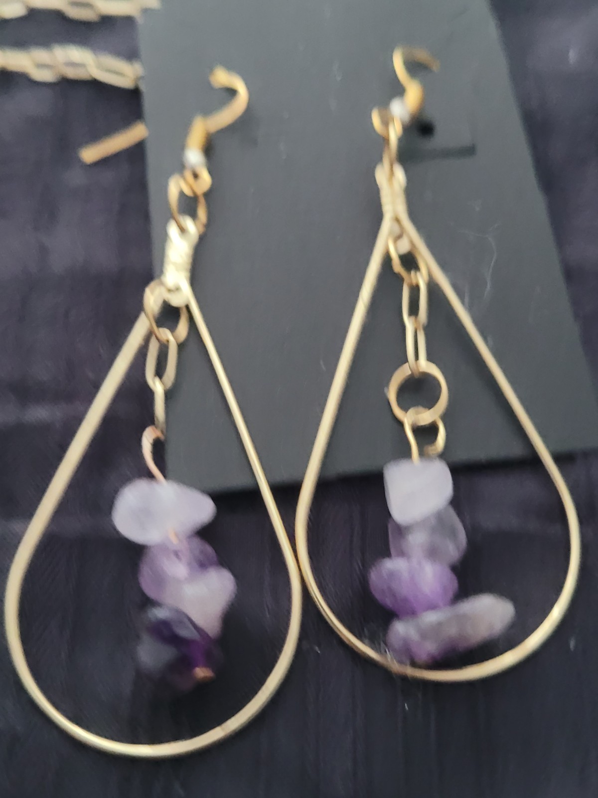 Gold Tone Teardrop Dangle Earrings And Necklace W Amethyst Chip In Gradient