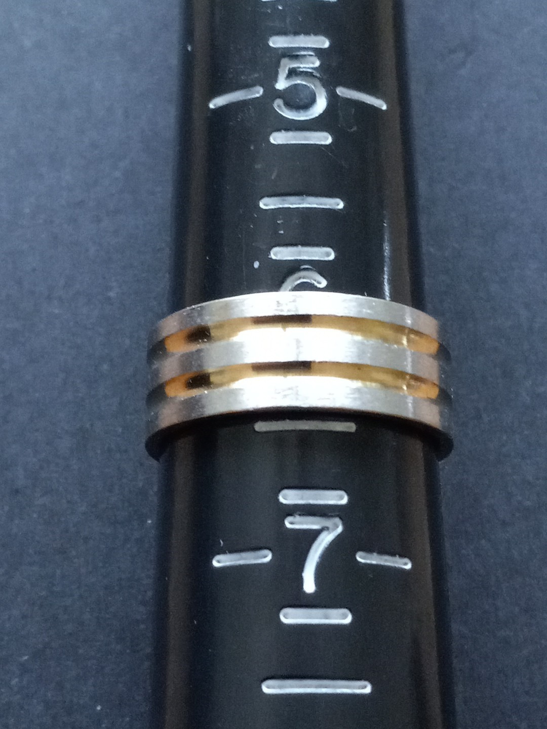 Stainless Steel Fashion Ring – Brushed W/2 Gold Bands. 7mm Wide Size 6 B80