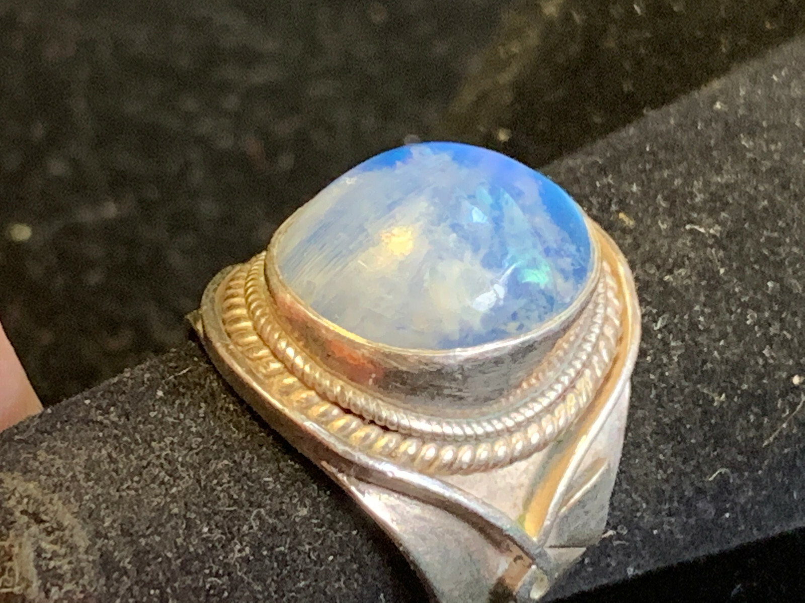 Vtg Sterling Silver .925 Blue Glass Stone Jewelry Ring Size 7 (10.49 Grams)