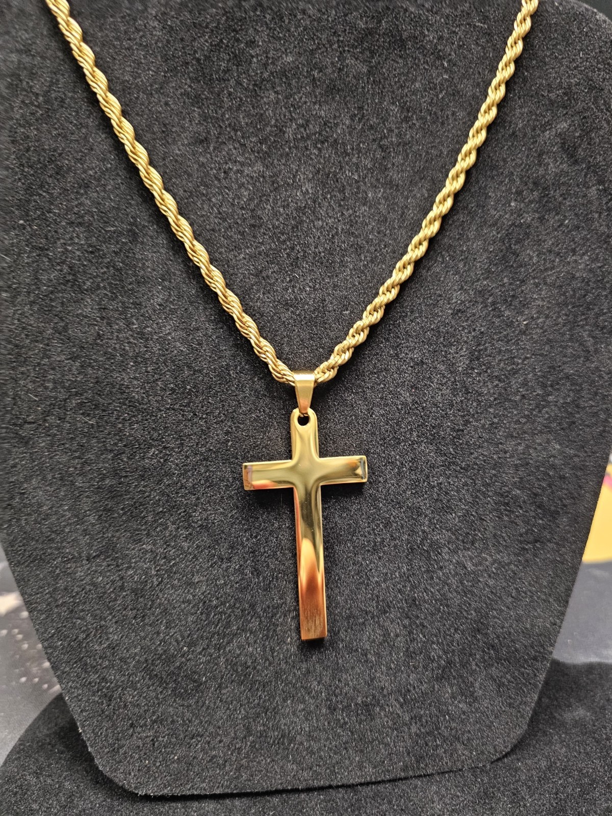 Gold Tone Religious Cross Pendant Necklace 24-inch Rope Chain.
