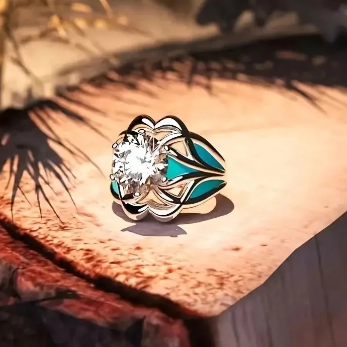 Luxury Zinc Alloy Metal Flower Hollow Ring with Round Crystal Zircon for Women