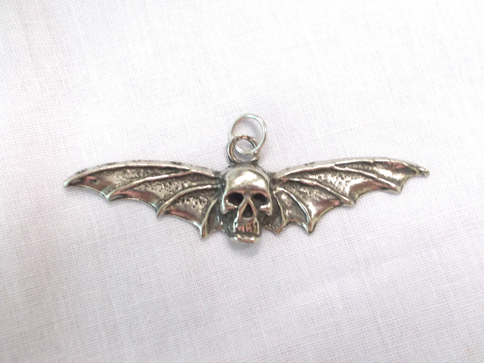 GOTHIC BAT WING SKULL FLYING HUMAN SKULL USA PEWTER PENDANT ADJ CORD NECKLACE