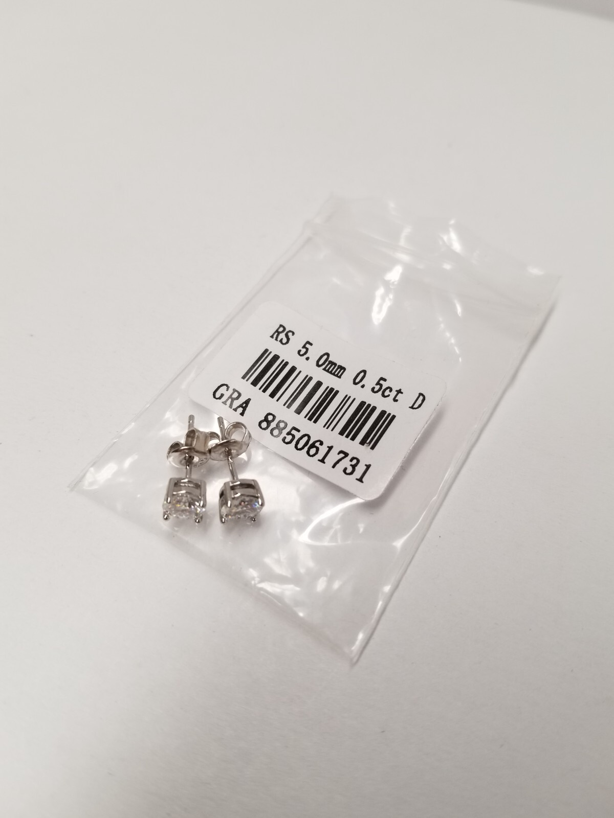 5mm Round Moissanite (0.5ct) 925 Sterling Silver Stud Earrings