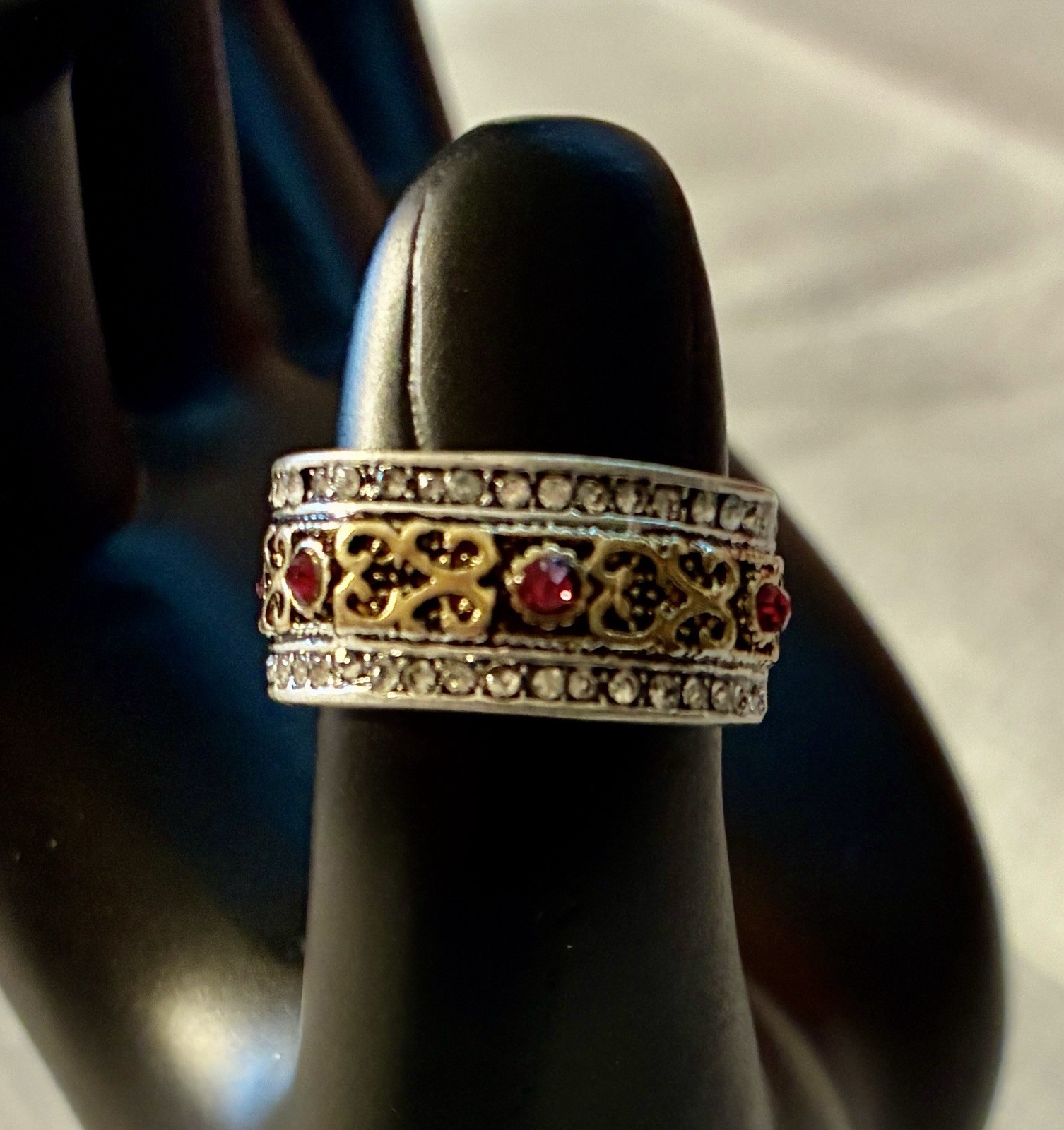 Turkish Band with Pink Cubic Zirconia In Silver Tone Setting Size 6.0 Lot# 179