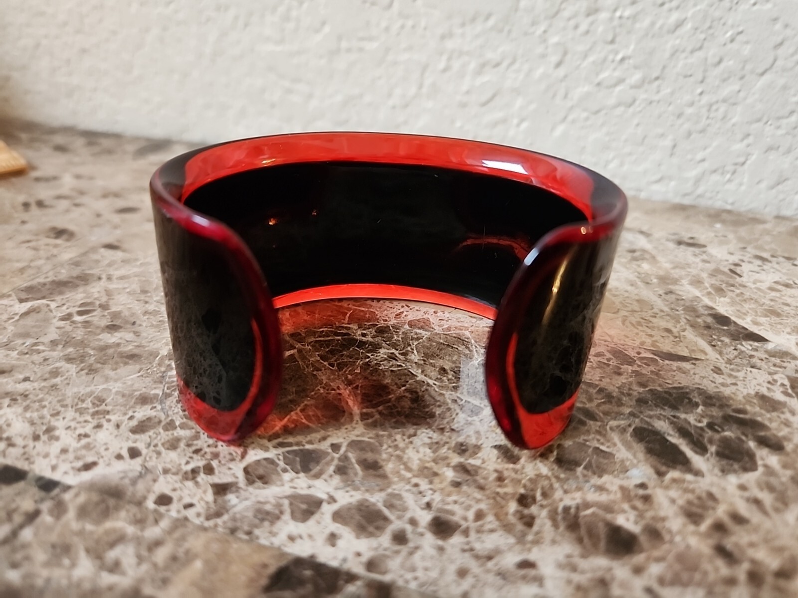 New OKER BRAND CUFF BRACELET Acrylic red black beaded 1 1/2″ wide