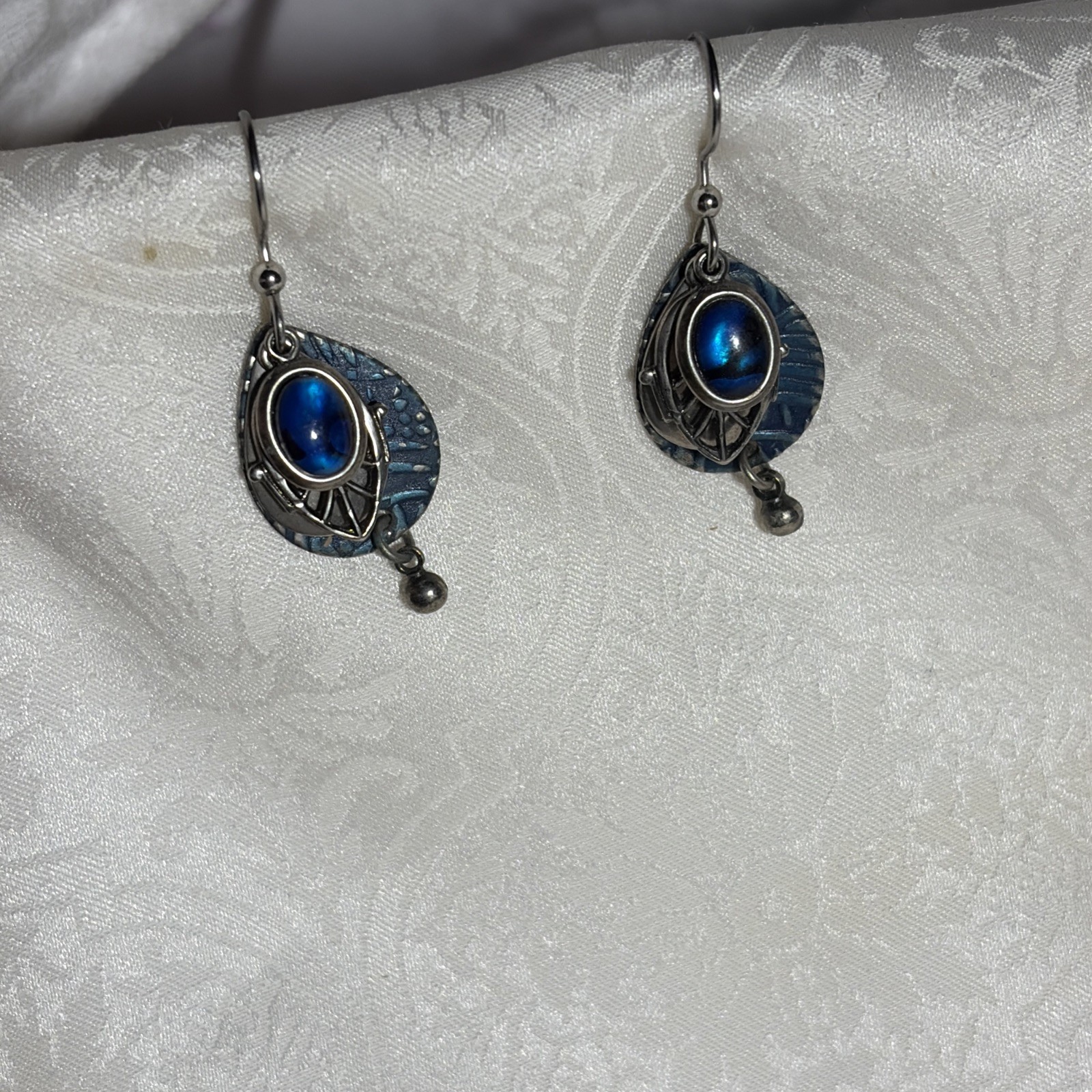 Woman’s Brand New Jody Coyote Sterling Silver Measuring 1 1/4 Inch
