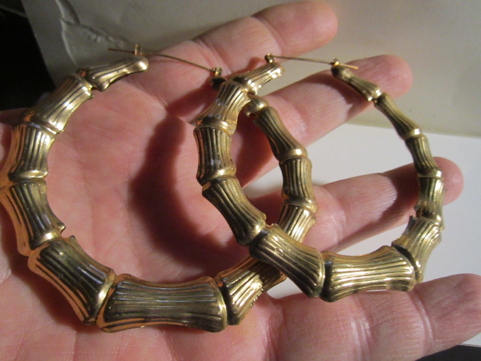VINTAGE LARGE BAMBOO STYLE HOOP EARRINGS 3″ IN DIAMETER – BBA-12