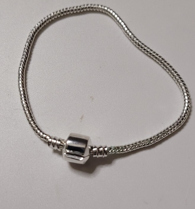 White House Black Market Black & Silver Necklace Ring Bracelet New Jewelry Set