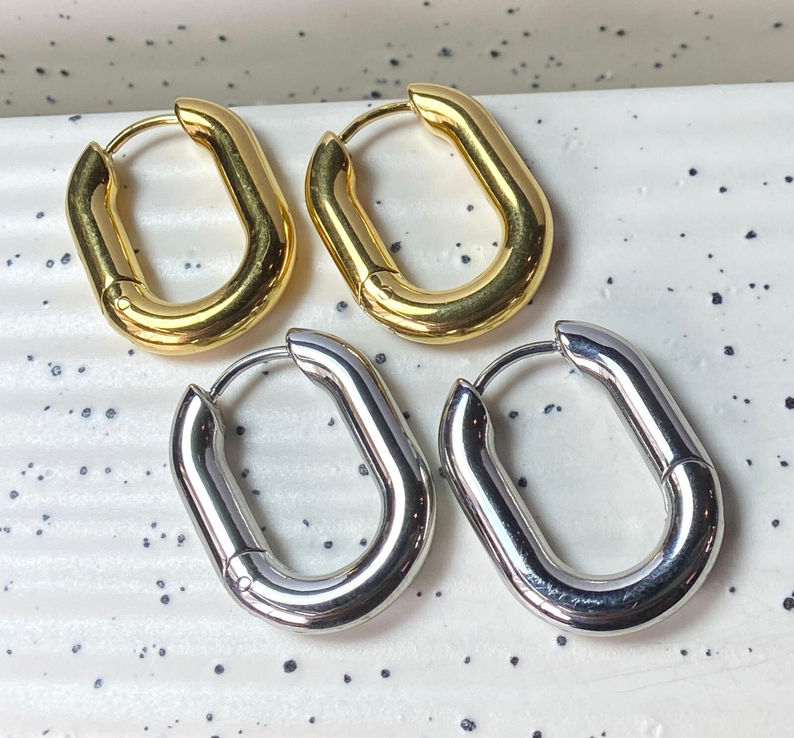 PAIR Rounded Rectangle Hinged Hoop Earrings 316L Stainless Steel 18g Hinge