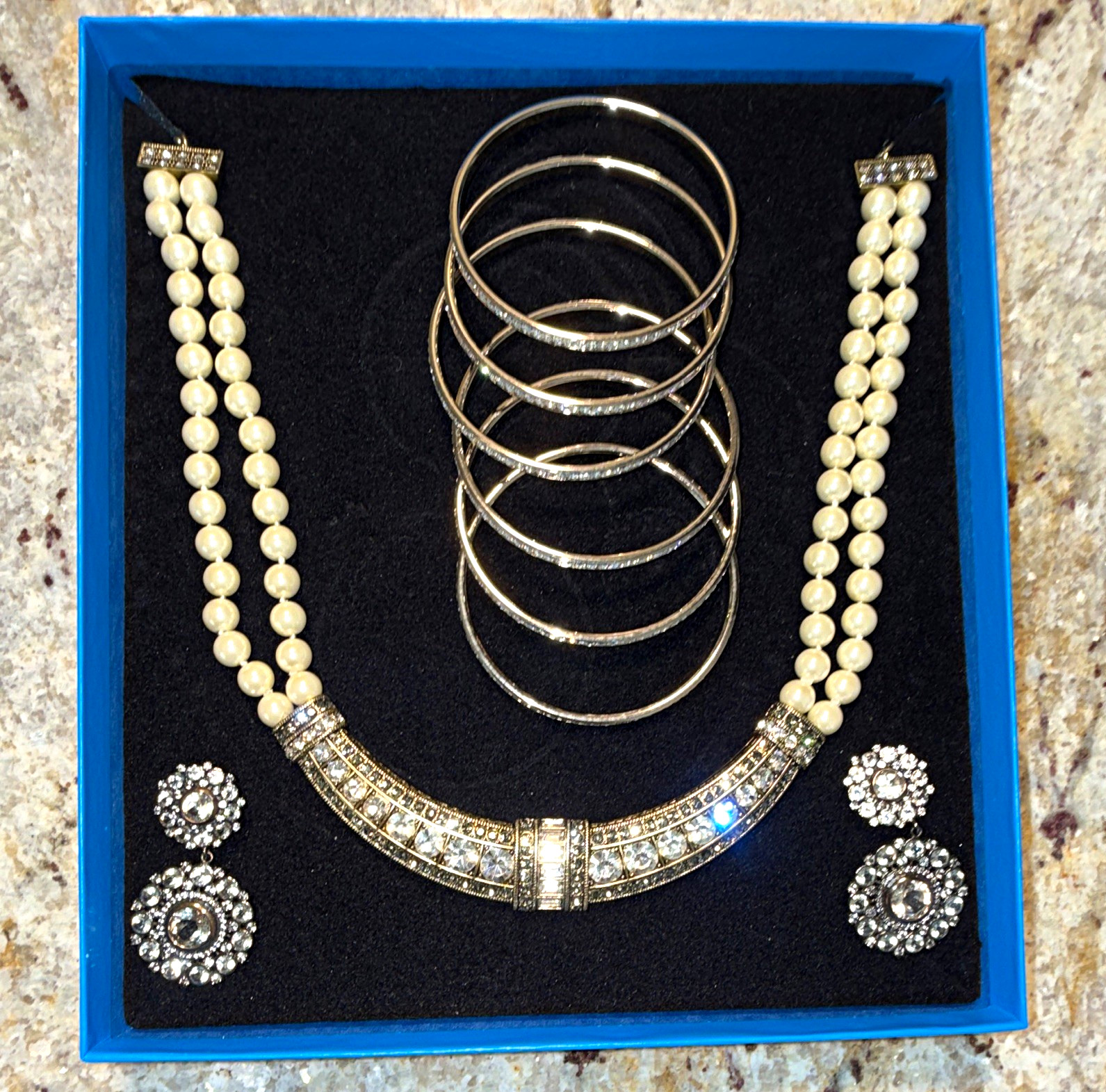 Heidi Daus Signed Jewelry Set Necklace Bracelet & Earrings Ivory Pearl Crystal