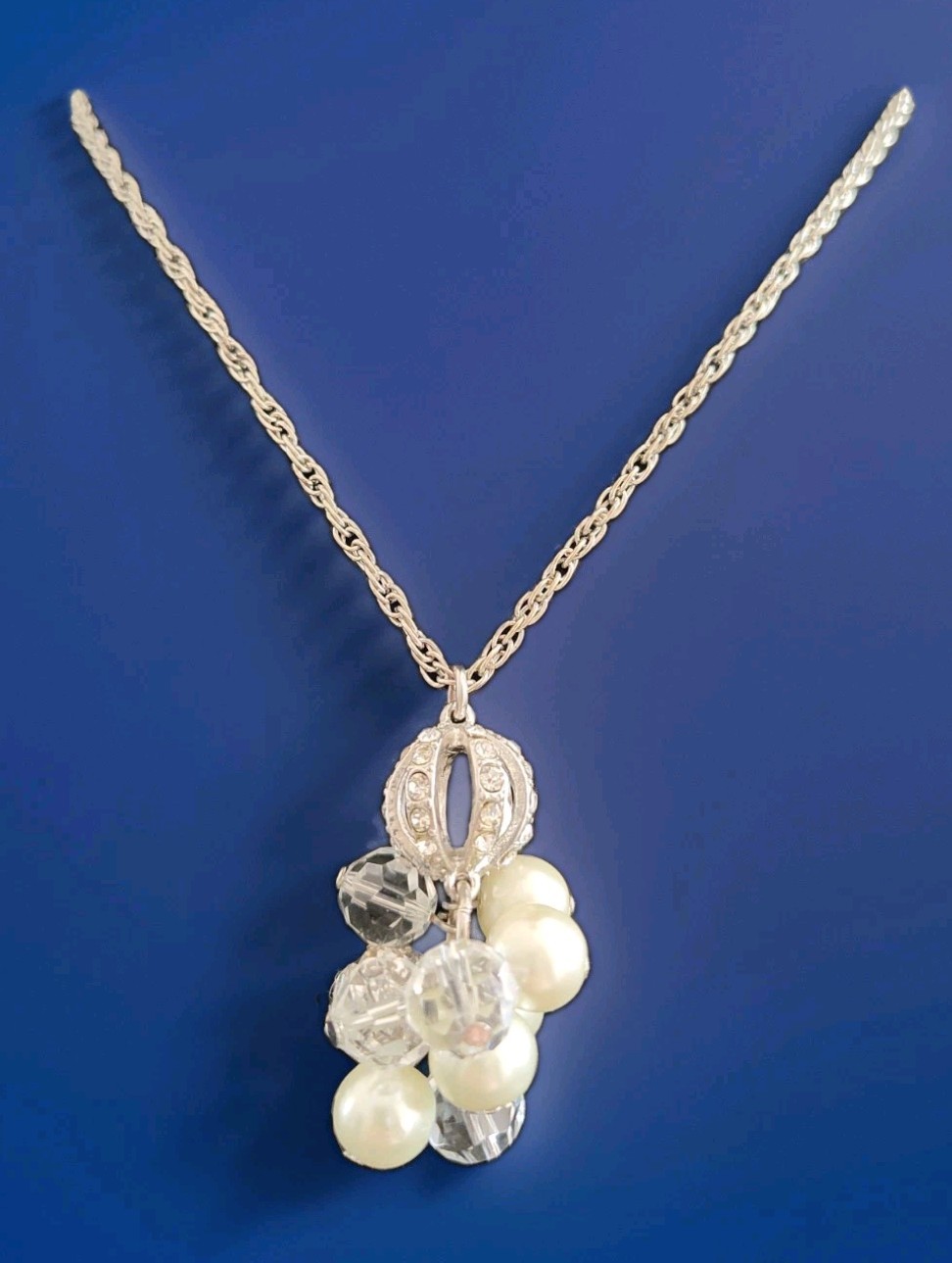 Jewel Kade Pearl & Crystal Cluster Silver Tone Necklace with Charm Clasp 27″
