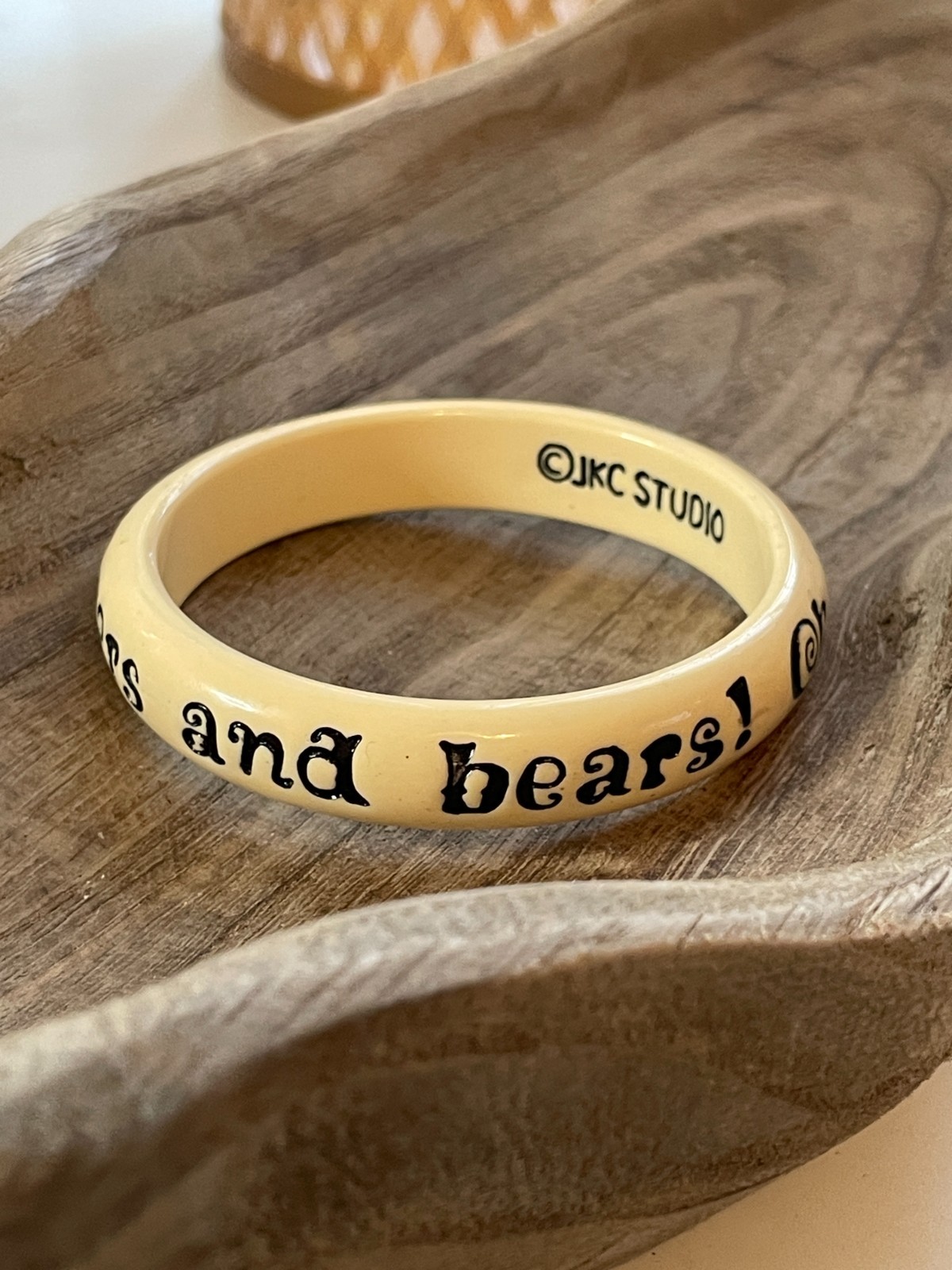 Jessica Kagen Cushman JKC Statement Bangle Ivory Bracelet Lions And …. Oh My!
