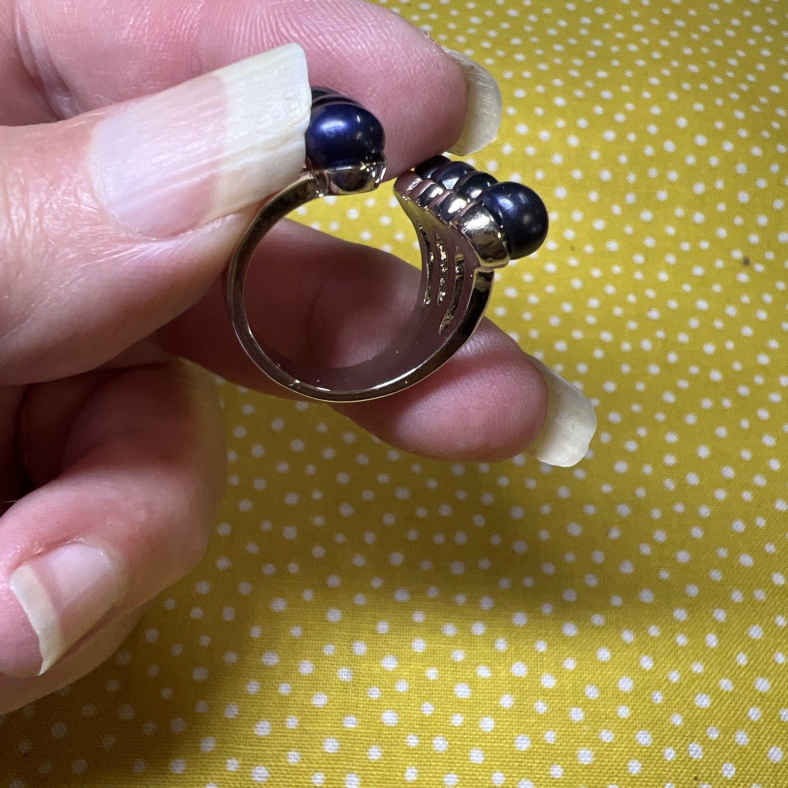 Peacock Freshwater Pearl Open Band Ring in Silvertone (Size 6.0) #89