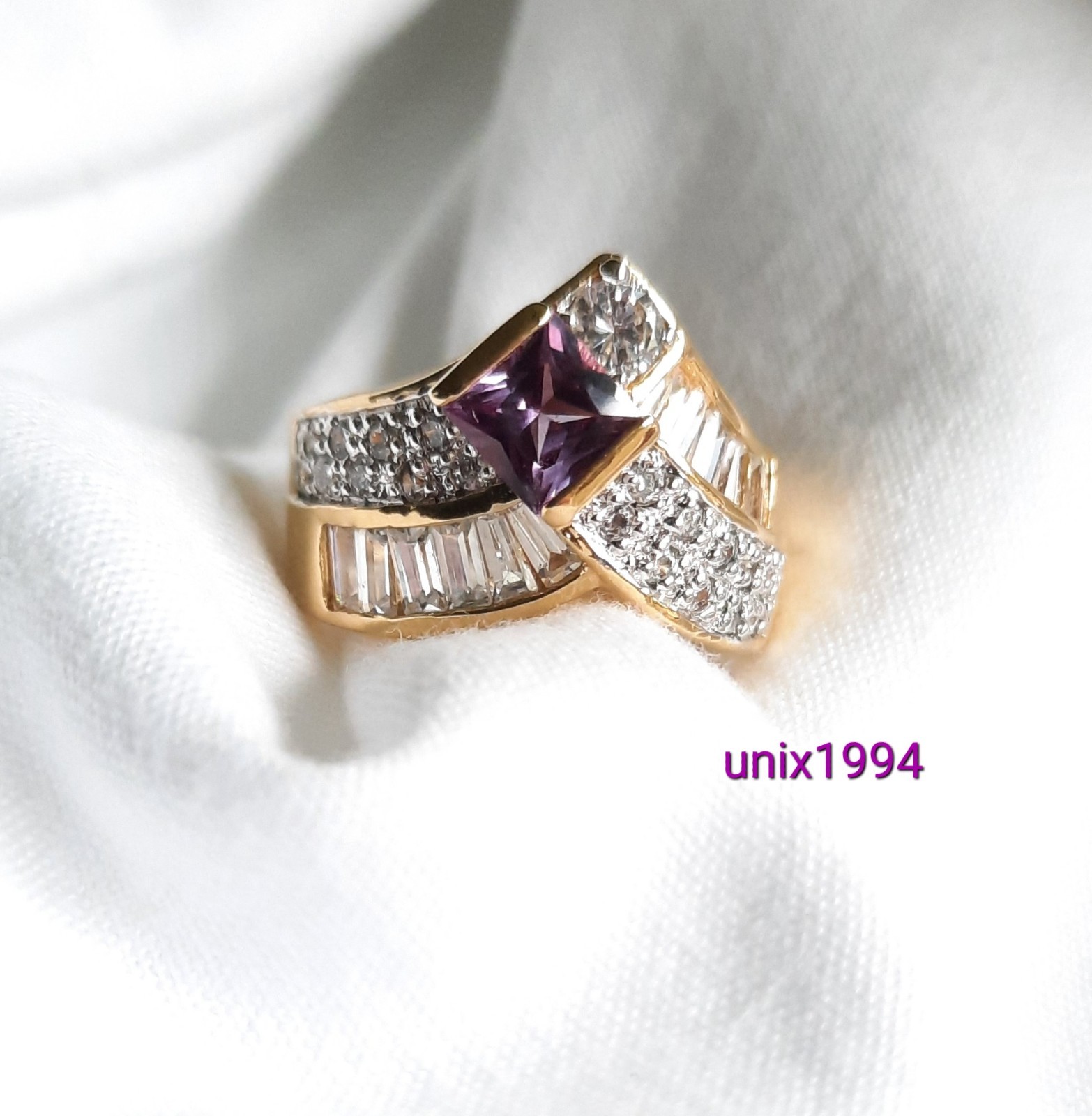 Stunning 4.5 carats of Simulated Tanzanite-Amethyst and Diamonds Cocktail Ring