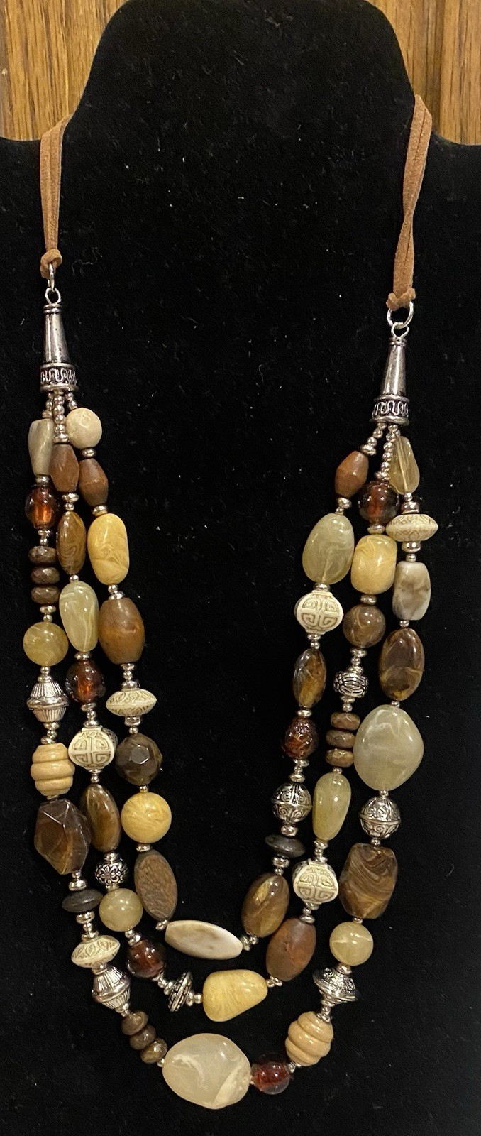 Stunning Triple Strand Beaded Necklace Silver Tone Shades of Brown Beige 21”-26”