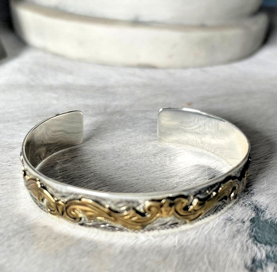 Western Womens Bracelet 6 3/8 x 1/2 in Band Silver Gold Cuff Cowboy Adjust