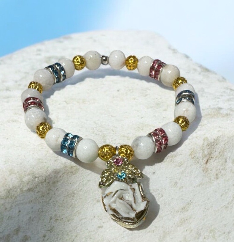 Agate Beaded Bracelet Stretch Vintage Charm Handmade OOAK Artisan Gift