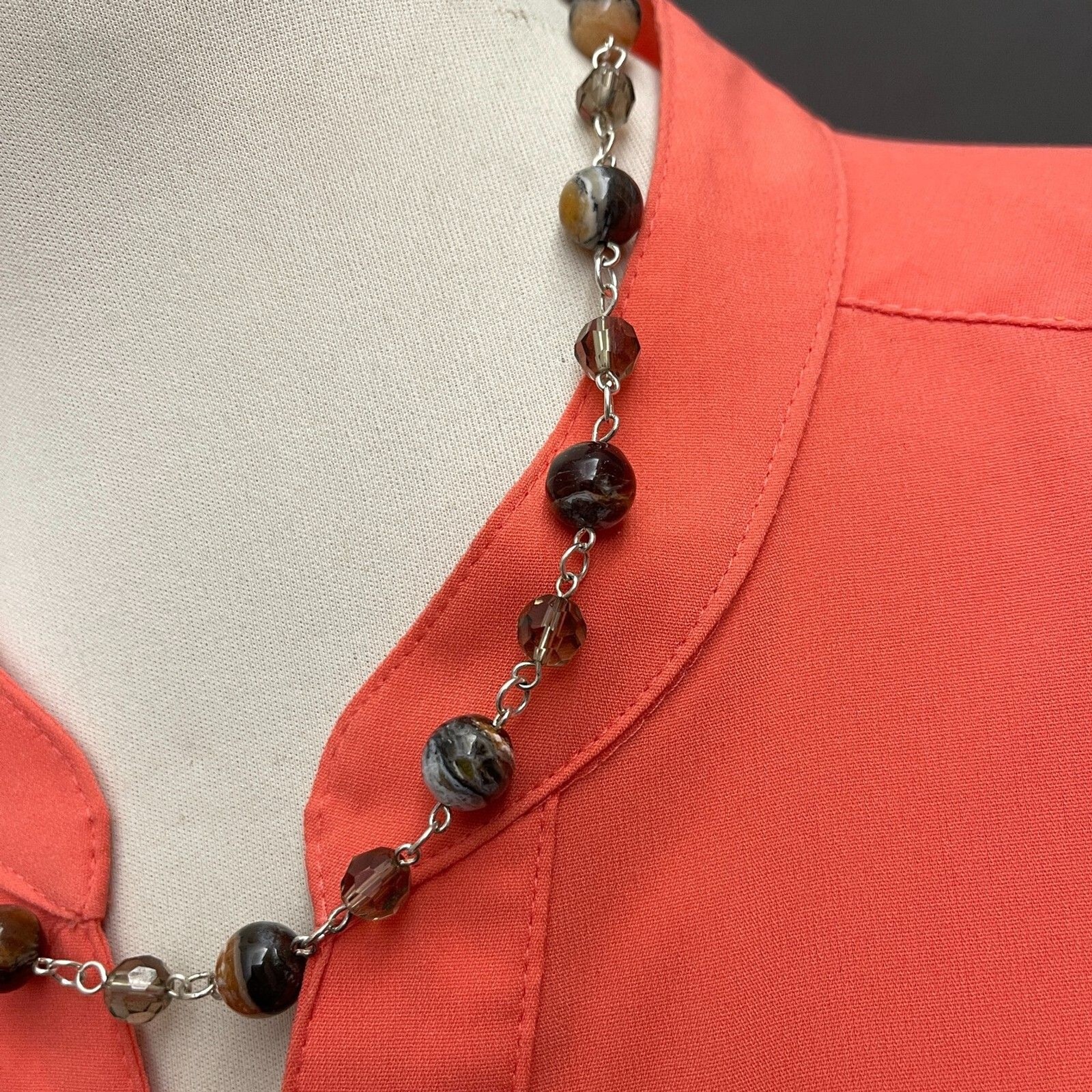 Brown Blue Smoke Stone Beads Beaded Silver-tone Women’s Fashion Necklace NWOT