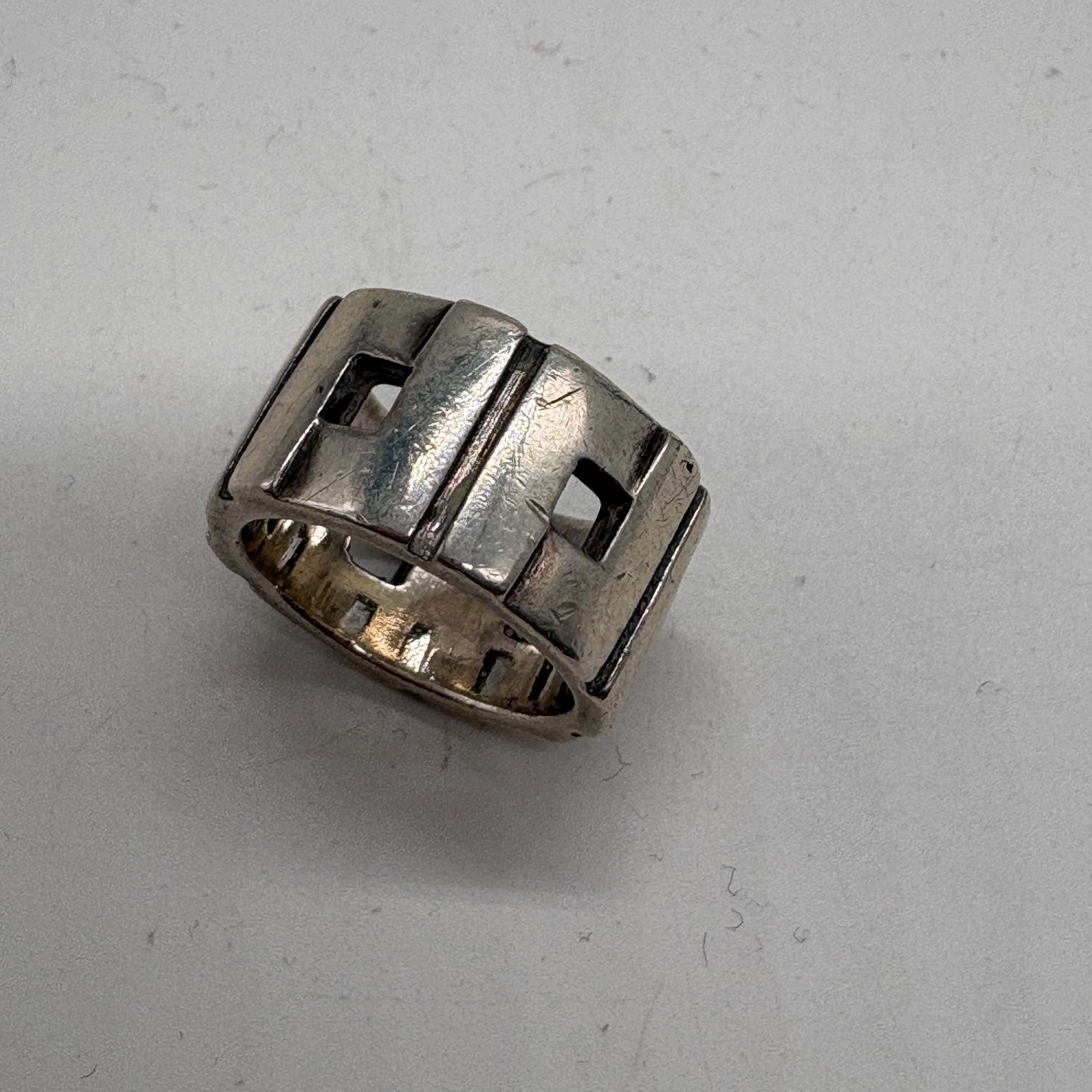 GUCCI Modern Ring, Silver, Sizes 11-14, No. 191