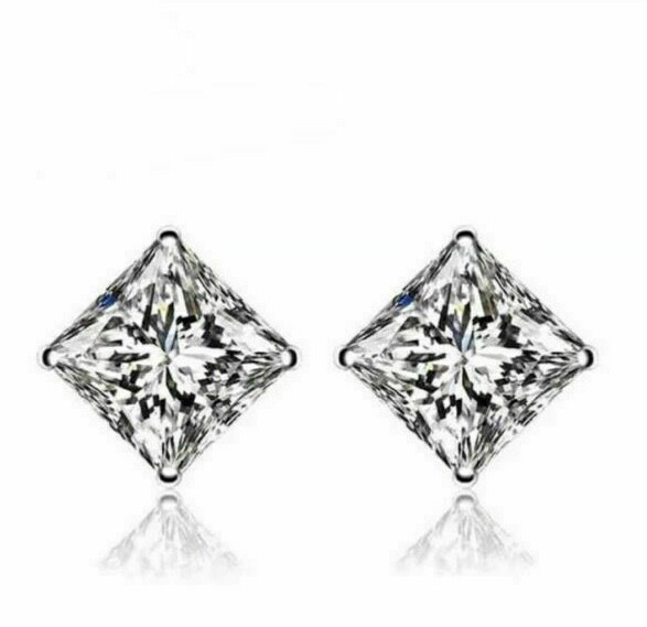 2Pcs Mens Cubic Zirconia CUT CRYSTAL Silver Colour Clear Ear Studs Earrings
