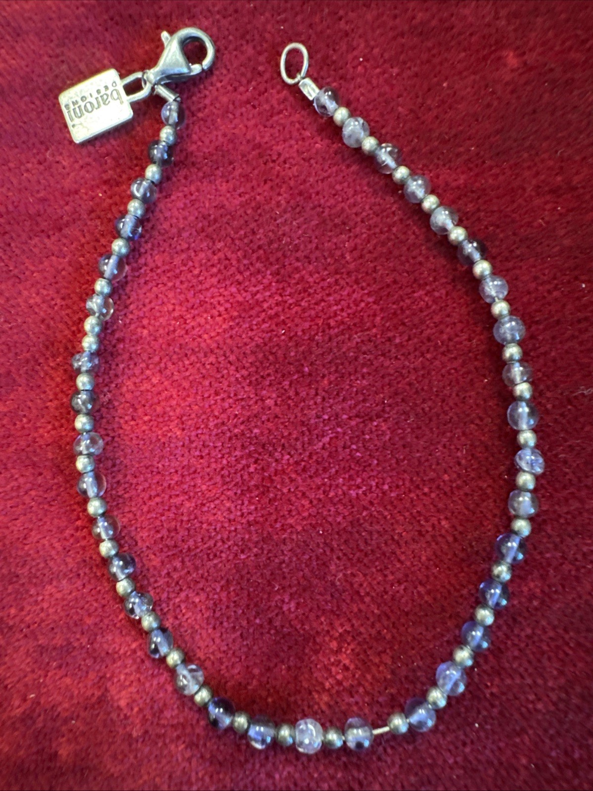 Beautiful Vintage Baroni Designs Tiny Lolite & Amethyst bead Bracelet .