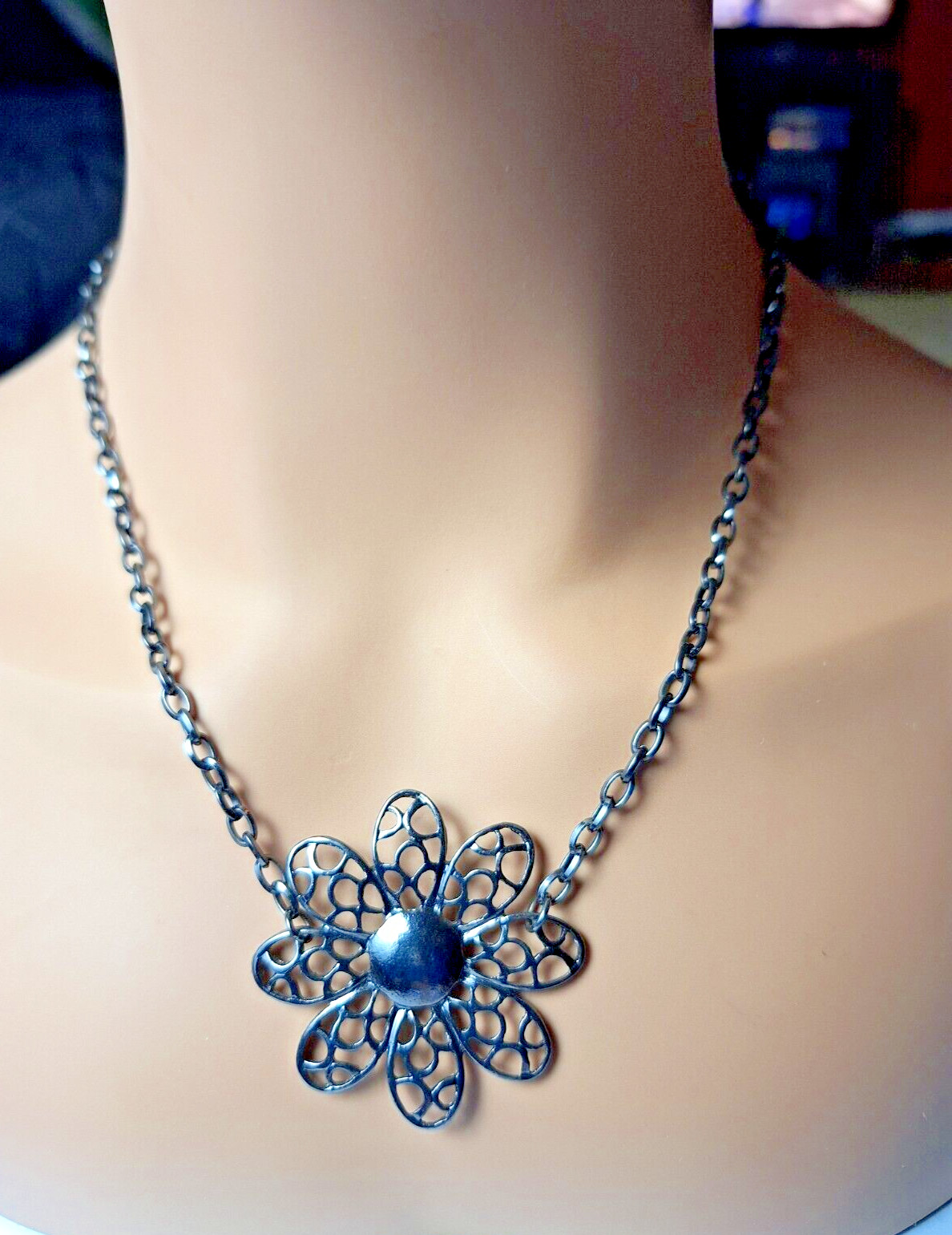 Metallic Dark Gray Flower Chain Filigree Necklace 15 Inches + 3 Inch Extension