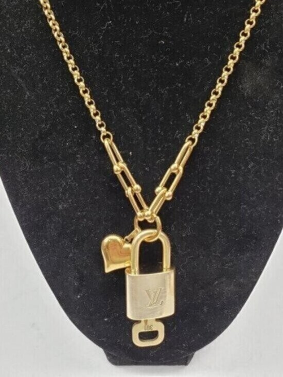 Authentic Louis Vuitton Lock & Key w/ Unbranded Gold Plated Gold Chain Necklace