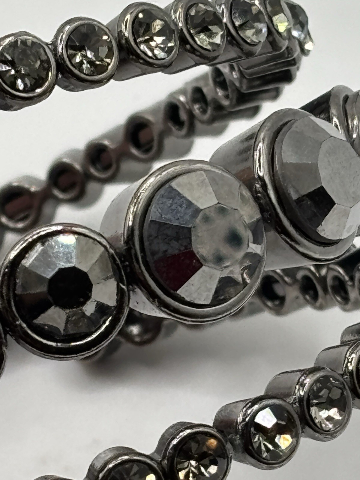 Silver Tone Wrap Coil Bangle Bracelet Gray Round Crystal Bezel Set 7.5in