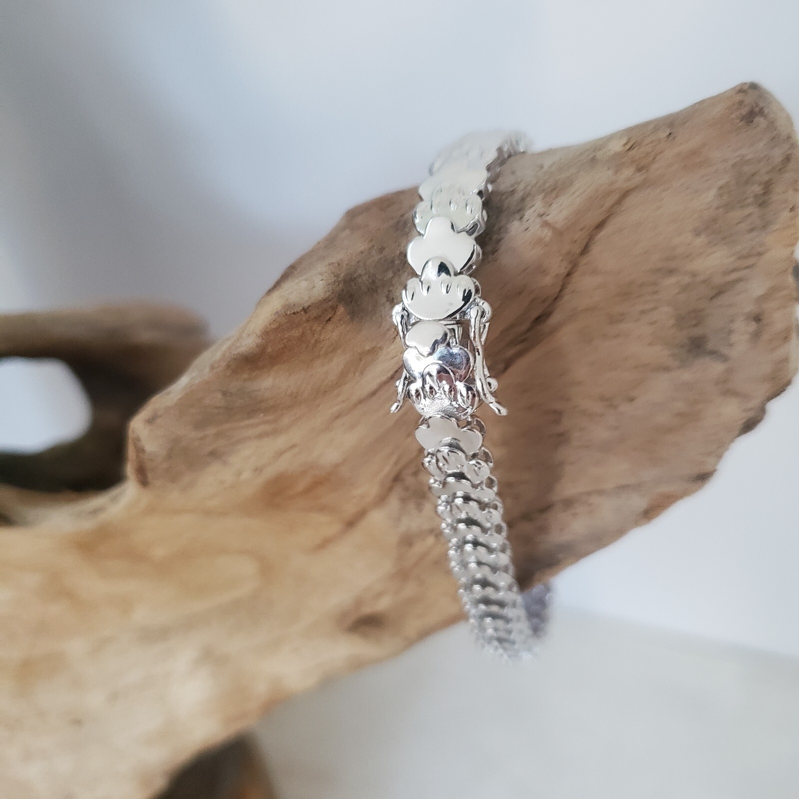 Hypoallergenic Silver Tone, Fancy Anklet/Bracelet, 20cm /8 inches – new/ tagged.
