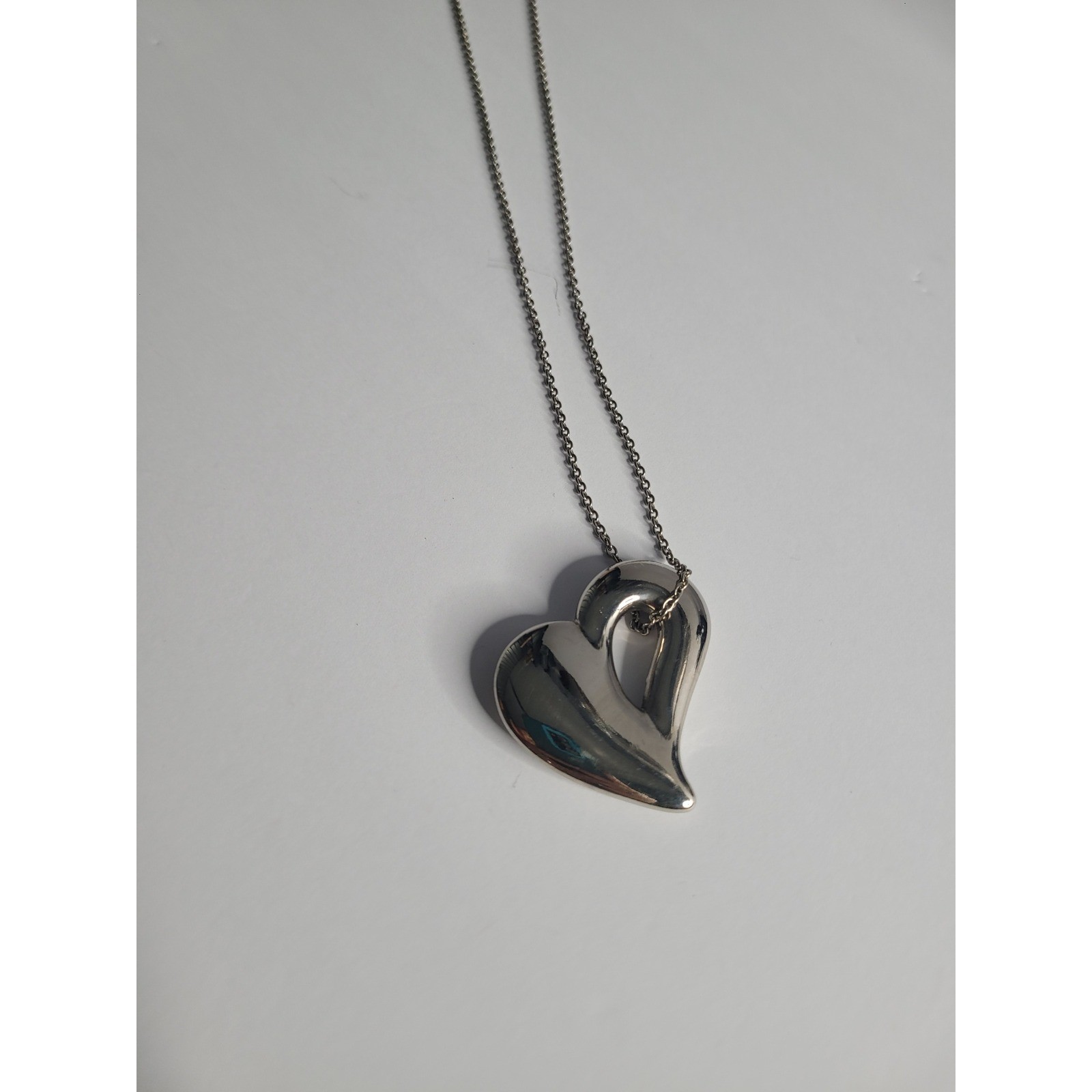 Silver Tone Open Heart Pendant Necklace Polished Sculptural Minimalist Jewelry