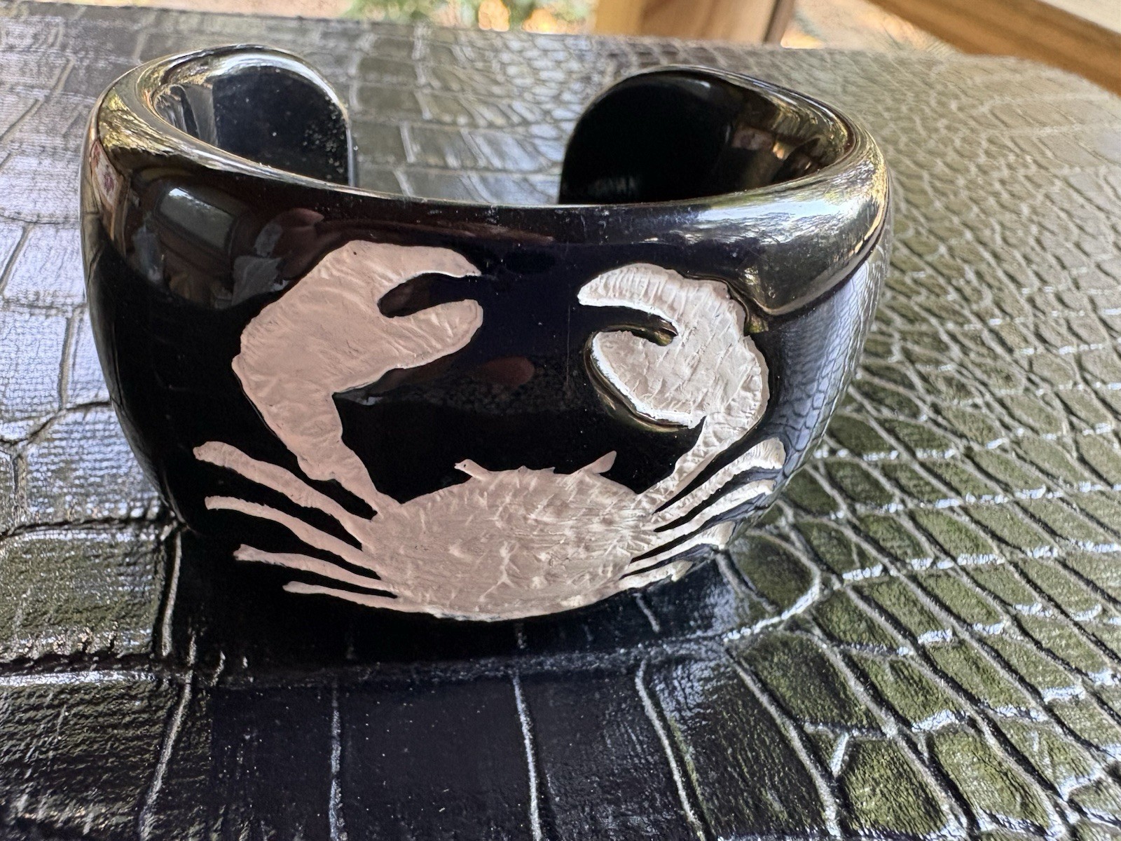 Jessica Kagan Cushman Cuff Bracelet Crab Black White Signed Beach Seashore Ocean