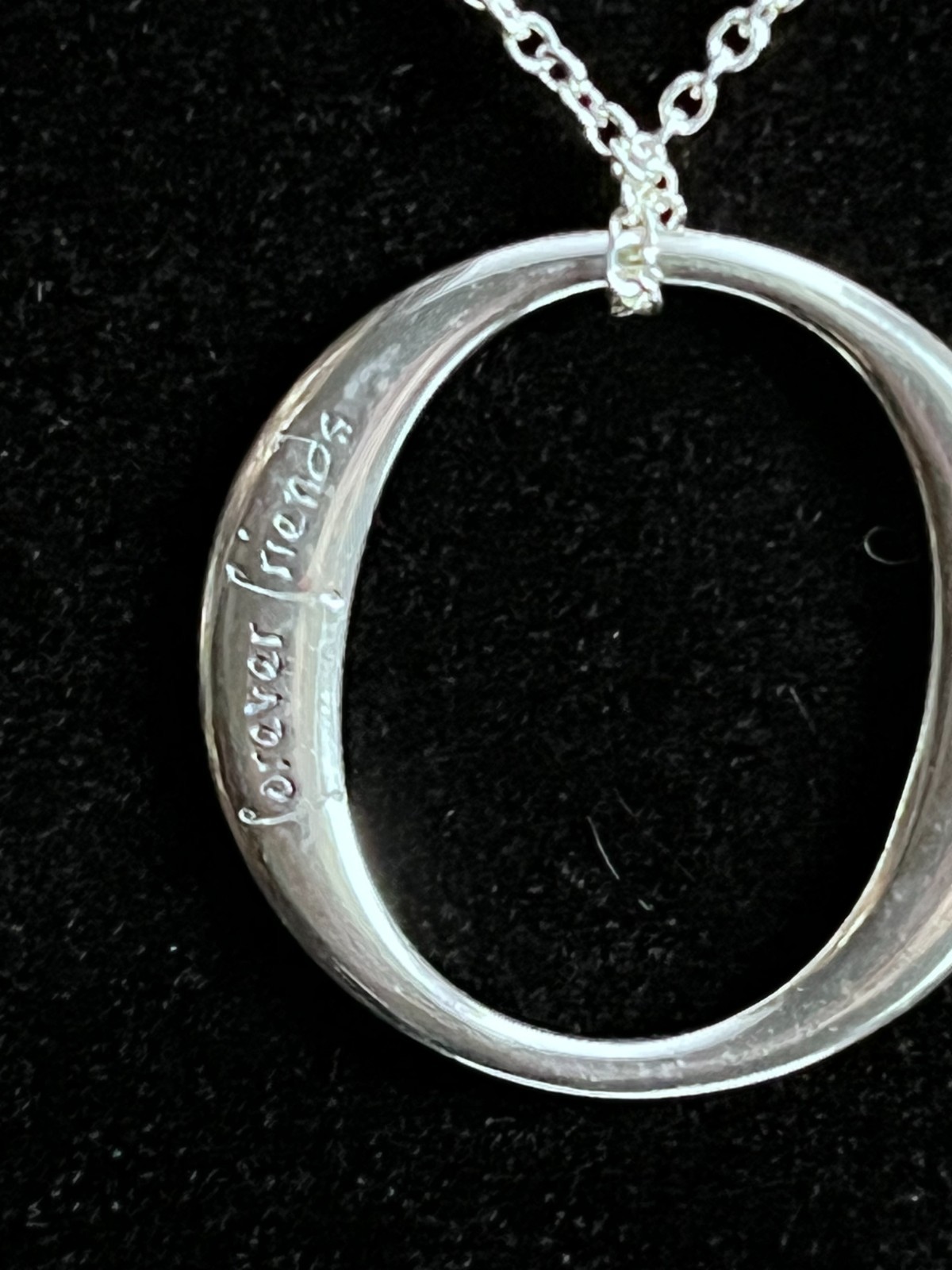 Laurel Elliott Sterling Silver Friends Forever, Forever Friends 18″ Necklace