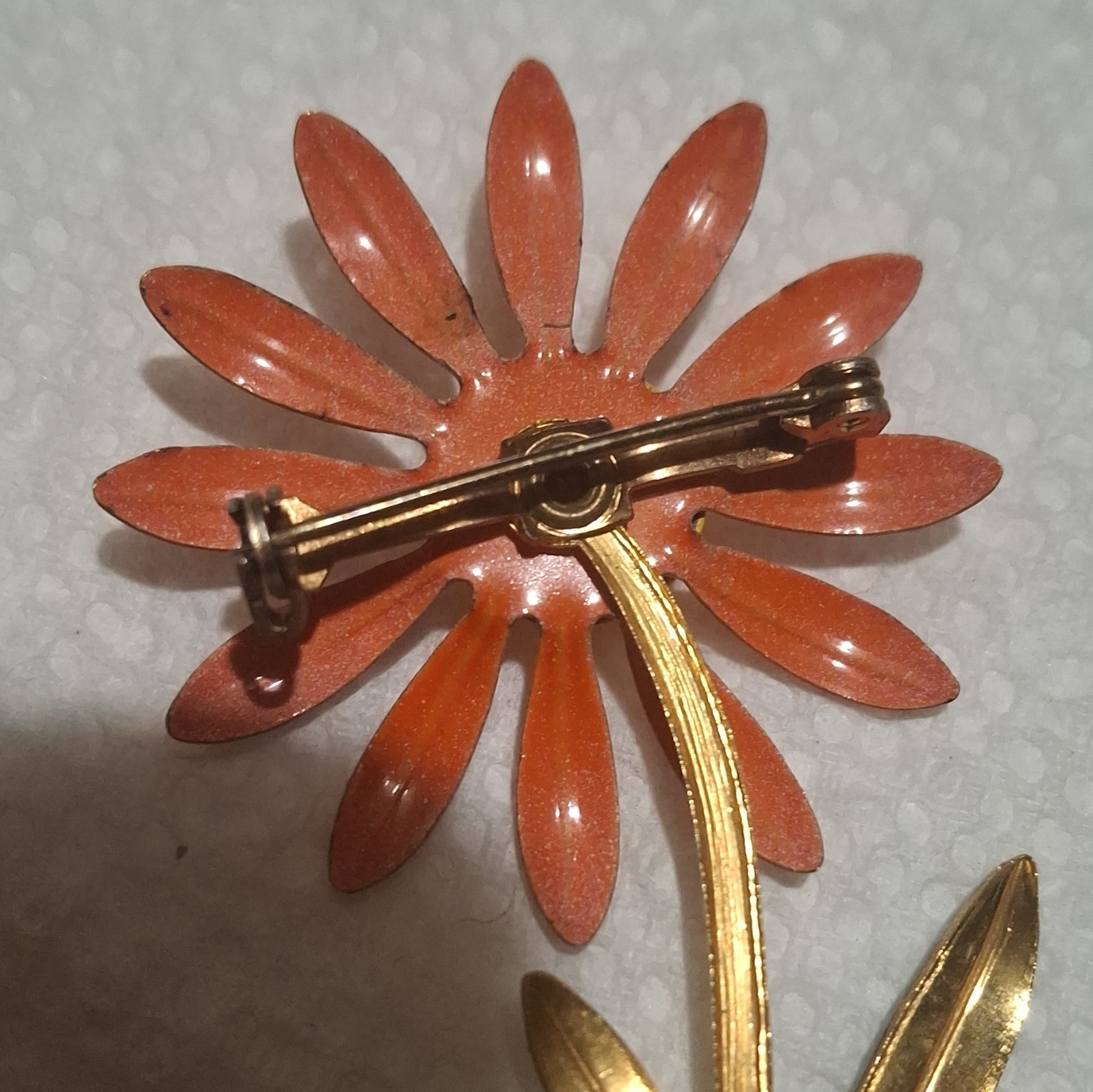 VTG Set of 2 Gold Tone Enamel Flower Brooch Green Orange Blue Yellow AP-1