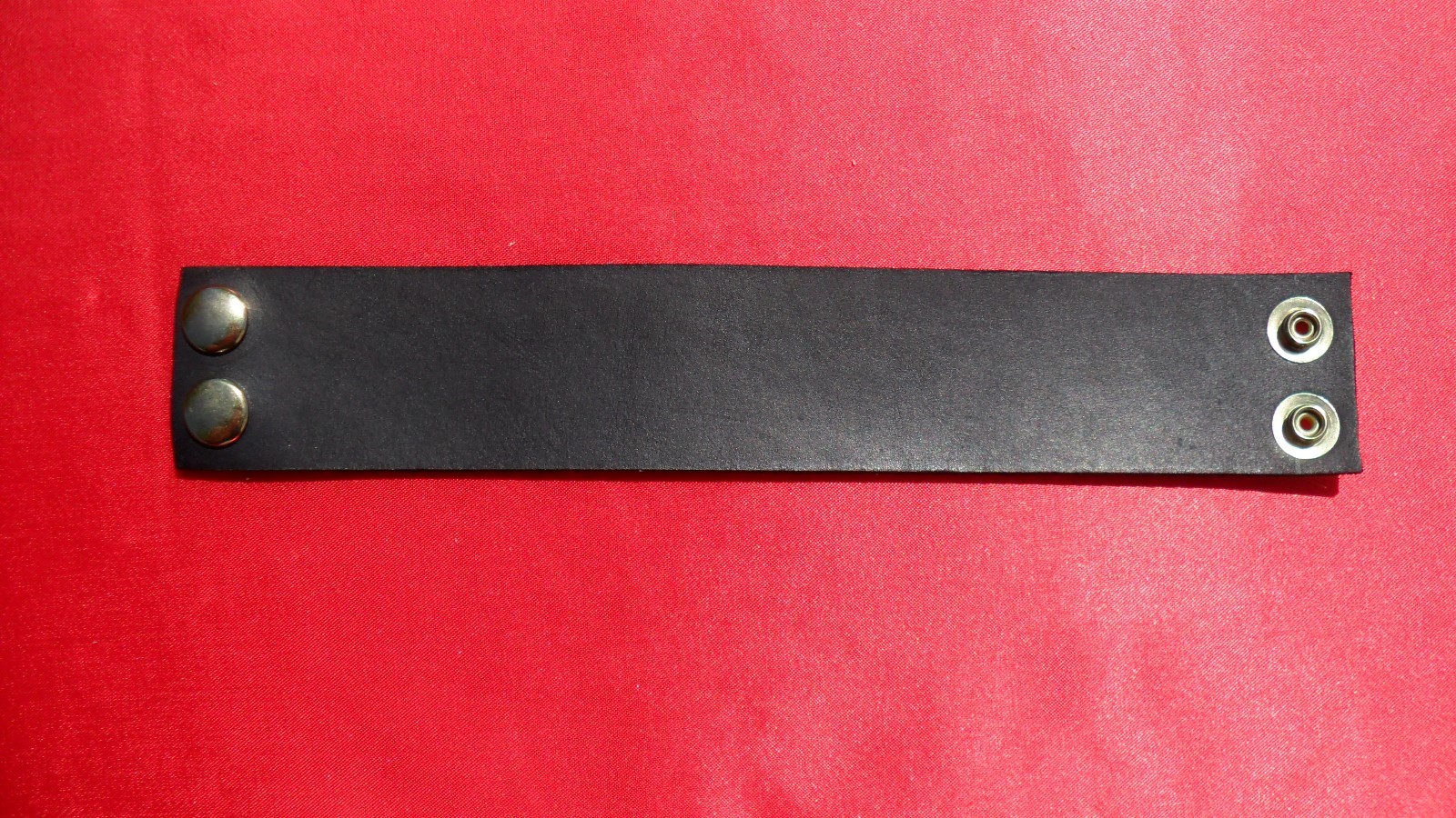 #~BR1.5 1 1/2″ WIDE 2 SNAP DYED BLANK FOR LEATHER BRACELET