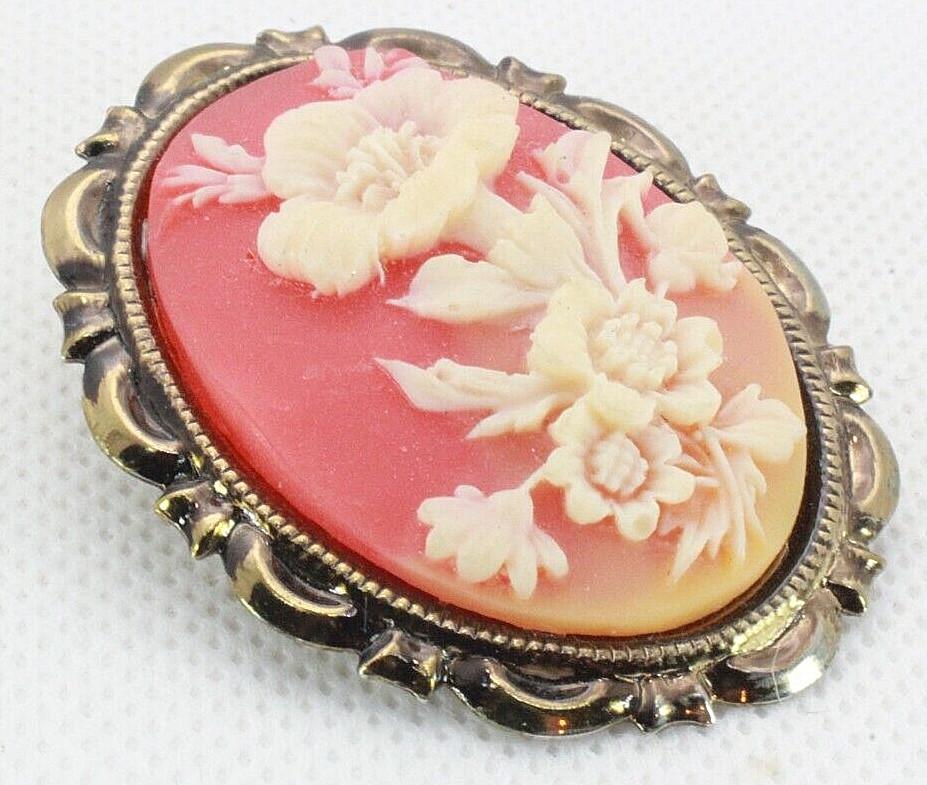 Brooch Pin – Oval – Flower – Carved – Cameo Style – Orange White – Gold Tone