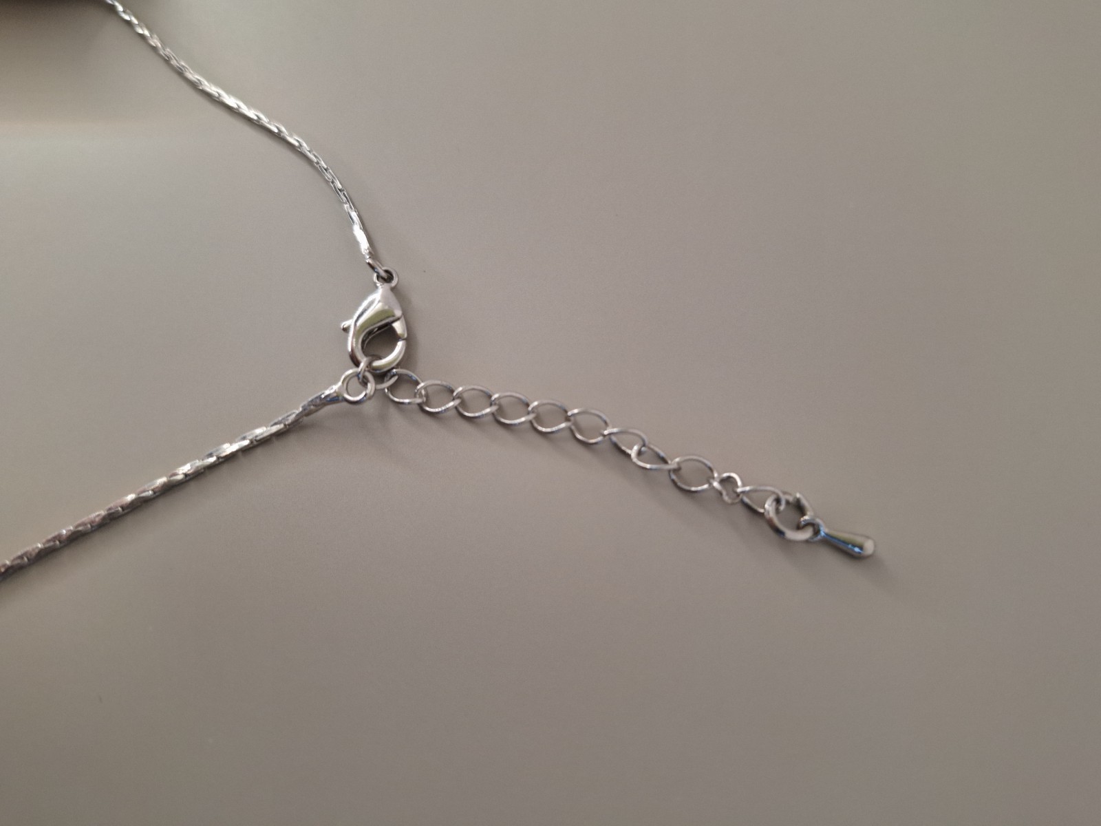 Women Collection by Veritas Navy Blue Rose Necklace Silver Tone Nickel Free