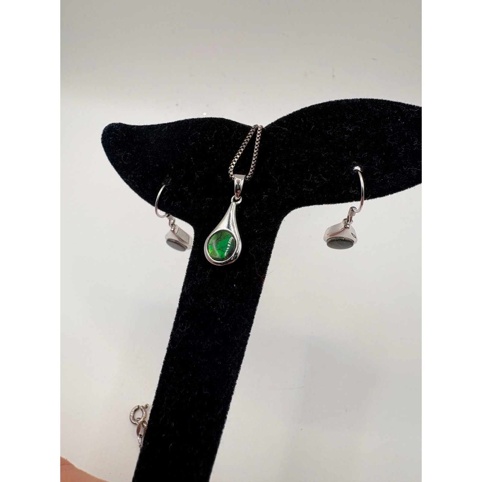Sterling Silver Ammolite 18″ Necklace Dangle Earring Set