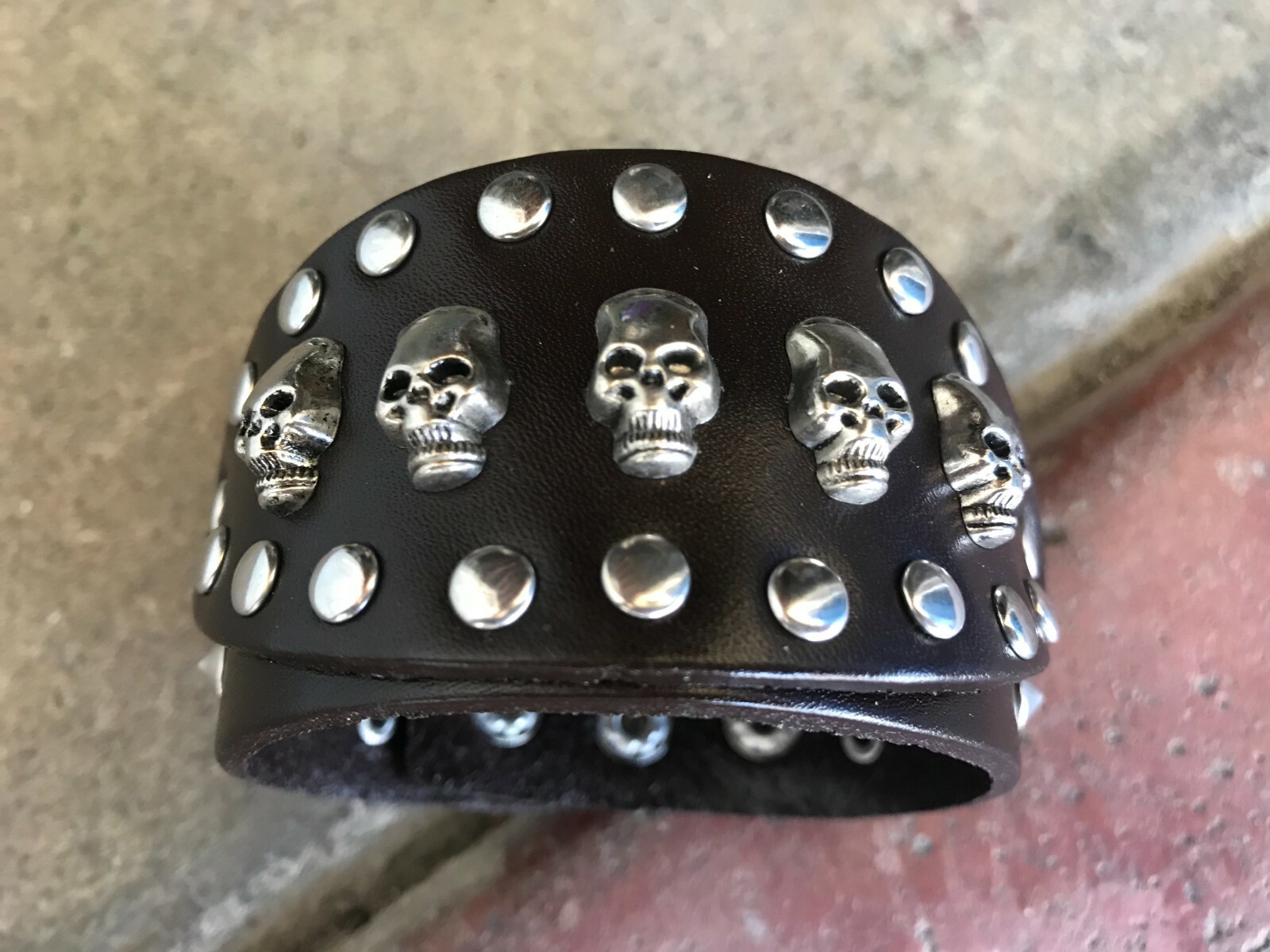 Unisex Punk Biker Brown Skull Revits Leather Belt Bracelet Cuff Bangle Wristband
